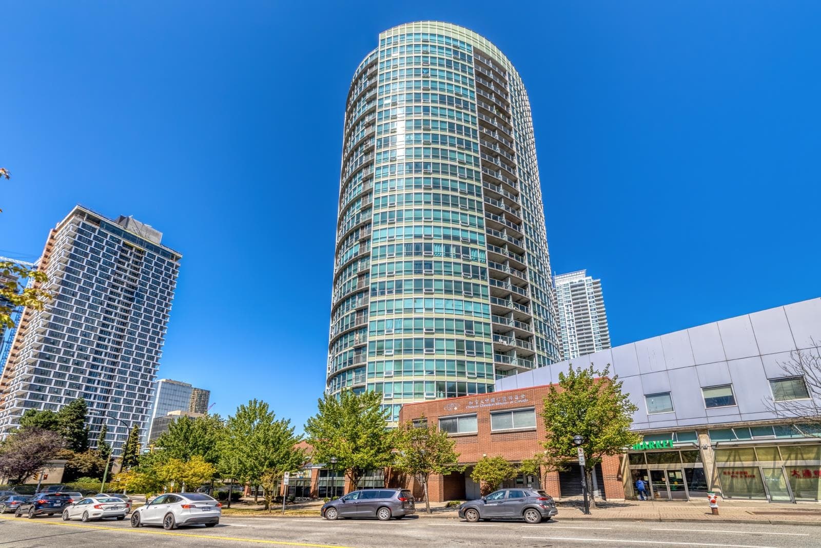 2103 - 6088 Willingdon Avenue, Burnaby, V5H 4V2 — photo 1
