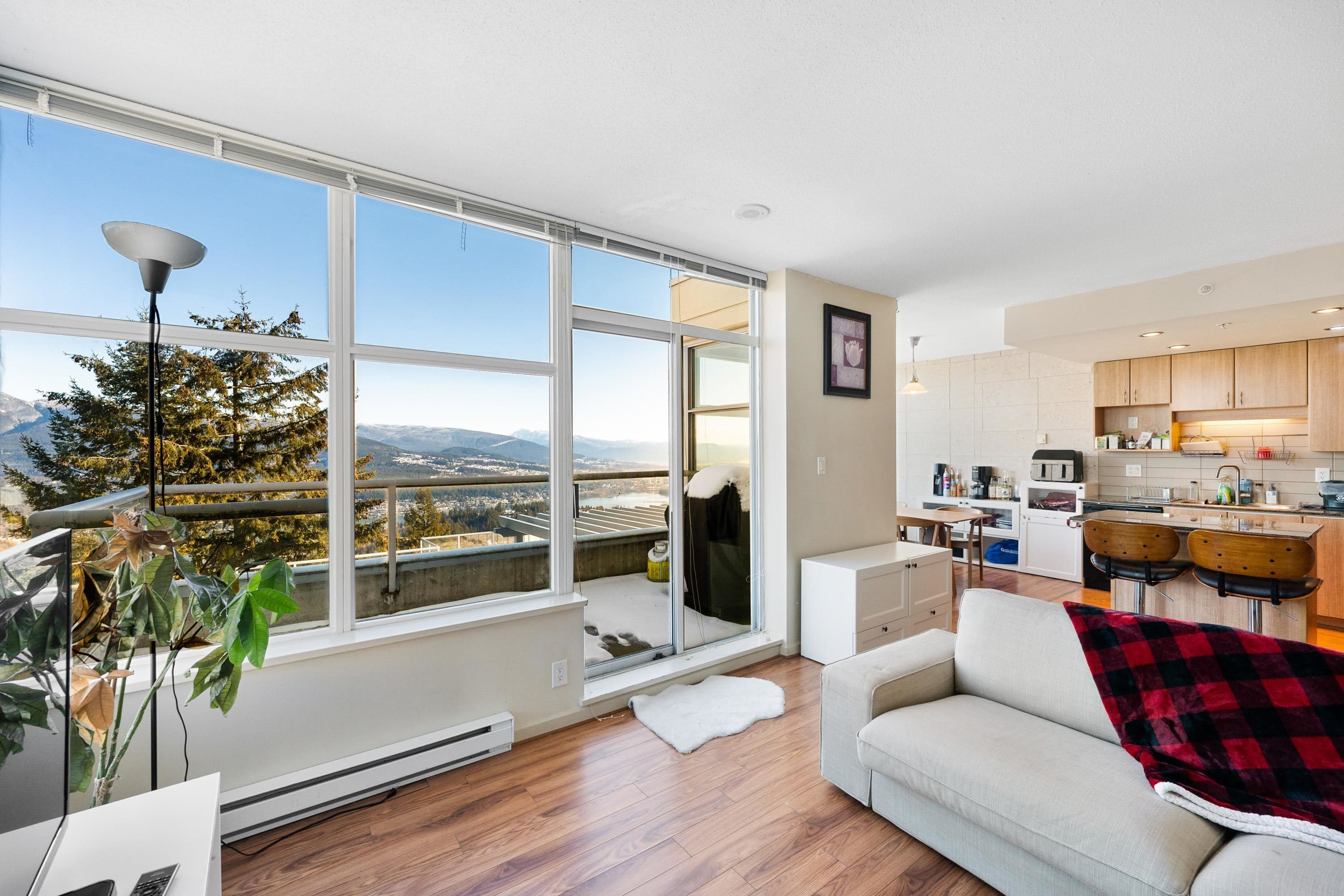 903 - 9262 University Crescent, Burnaby, V5A 0A4 — photo 4