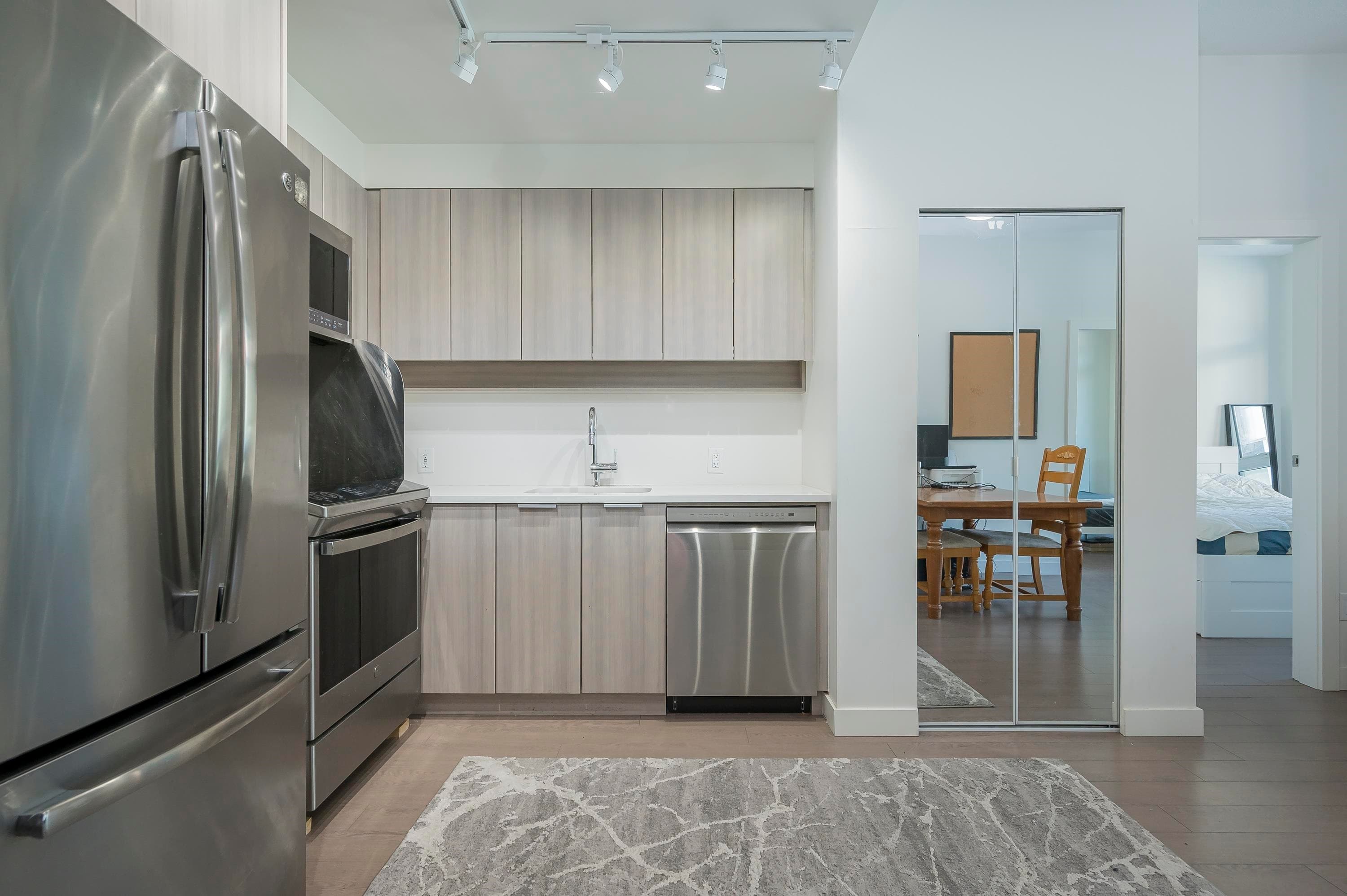 315 - 13308 Central Avenue, Surrey, V3T 0M4 — photo 3