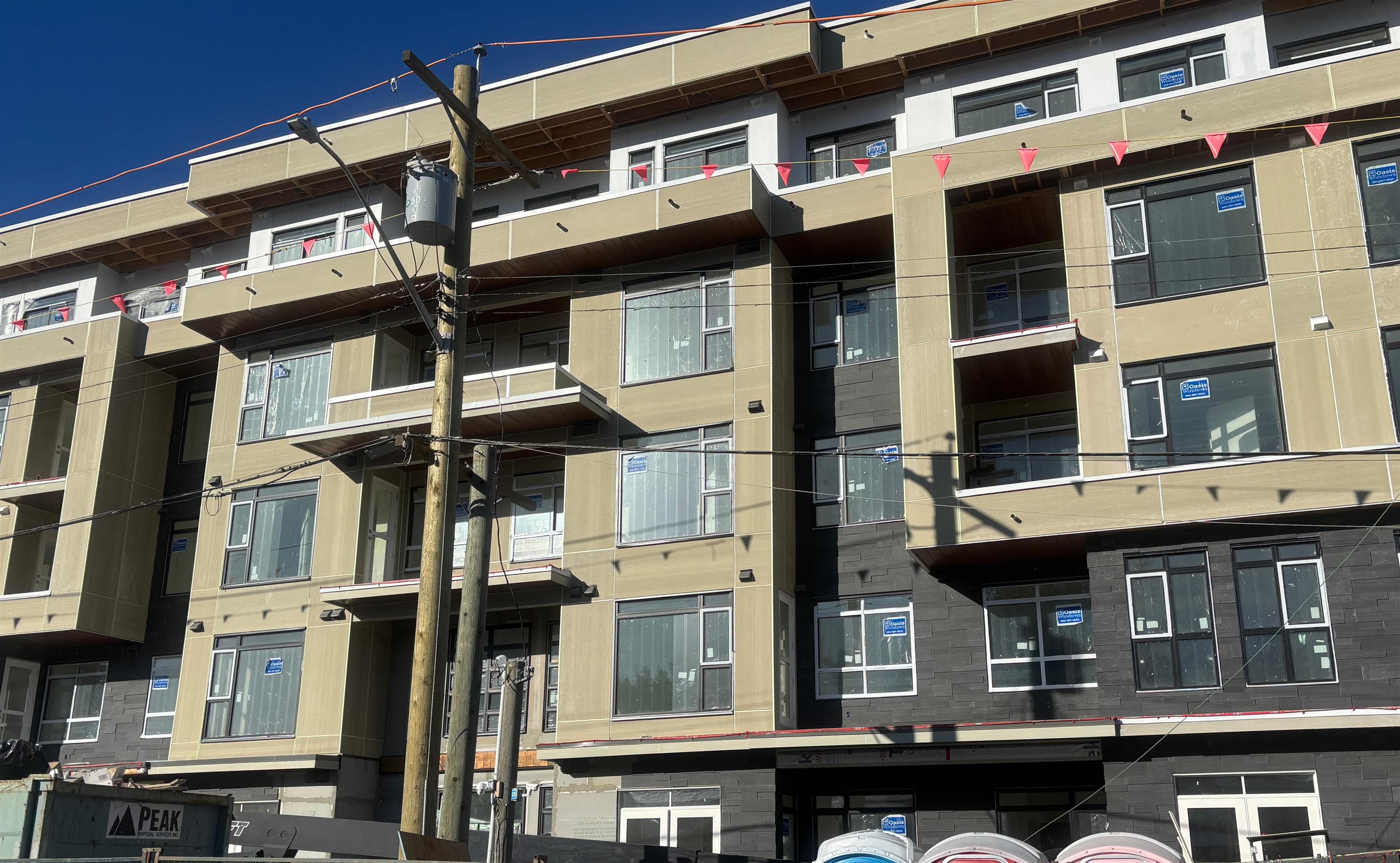 413 - 14257 103a Avenue, Surrey, V3T 1T1 — photo 2