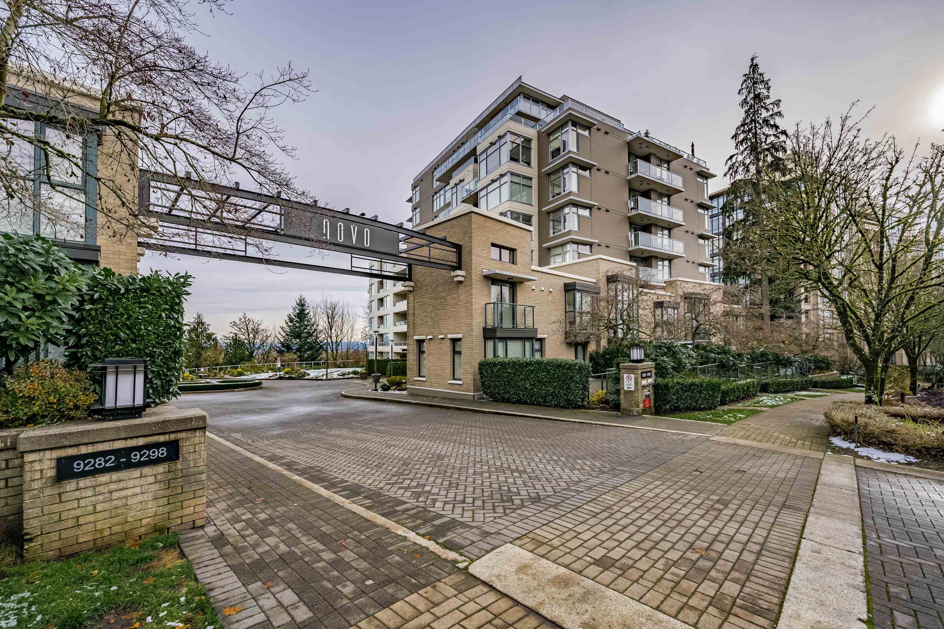 202 - 9298 University Crescent, Burnaby, V5A 4X8 — photo 2