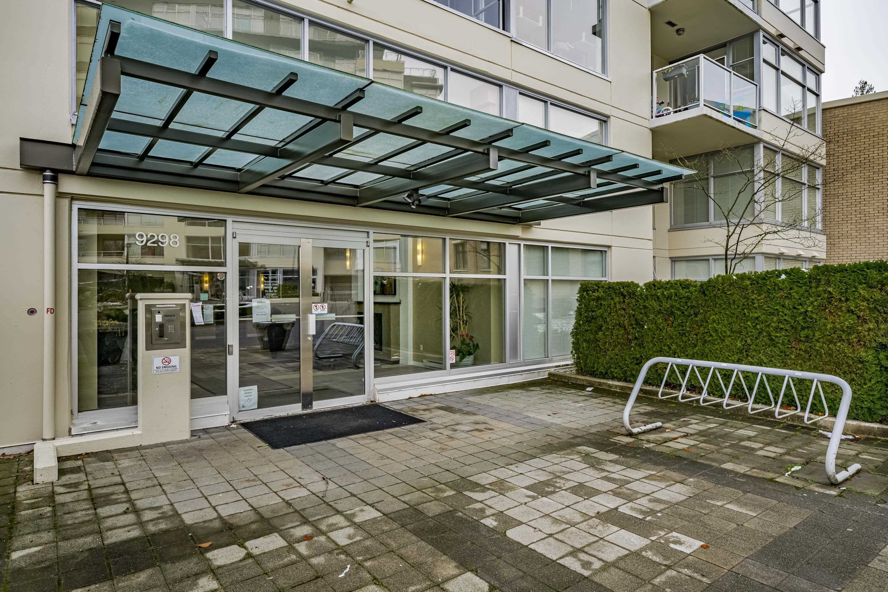 202 - 9298 University Crescent, Burnaby, V5A 4X8 — photo 4
