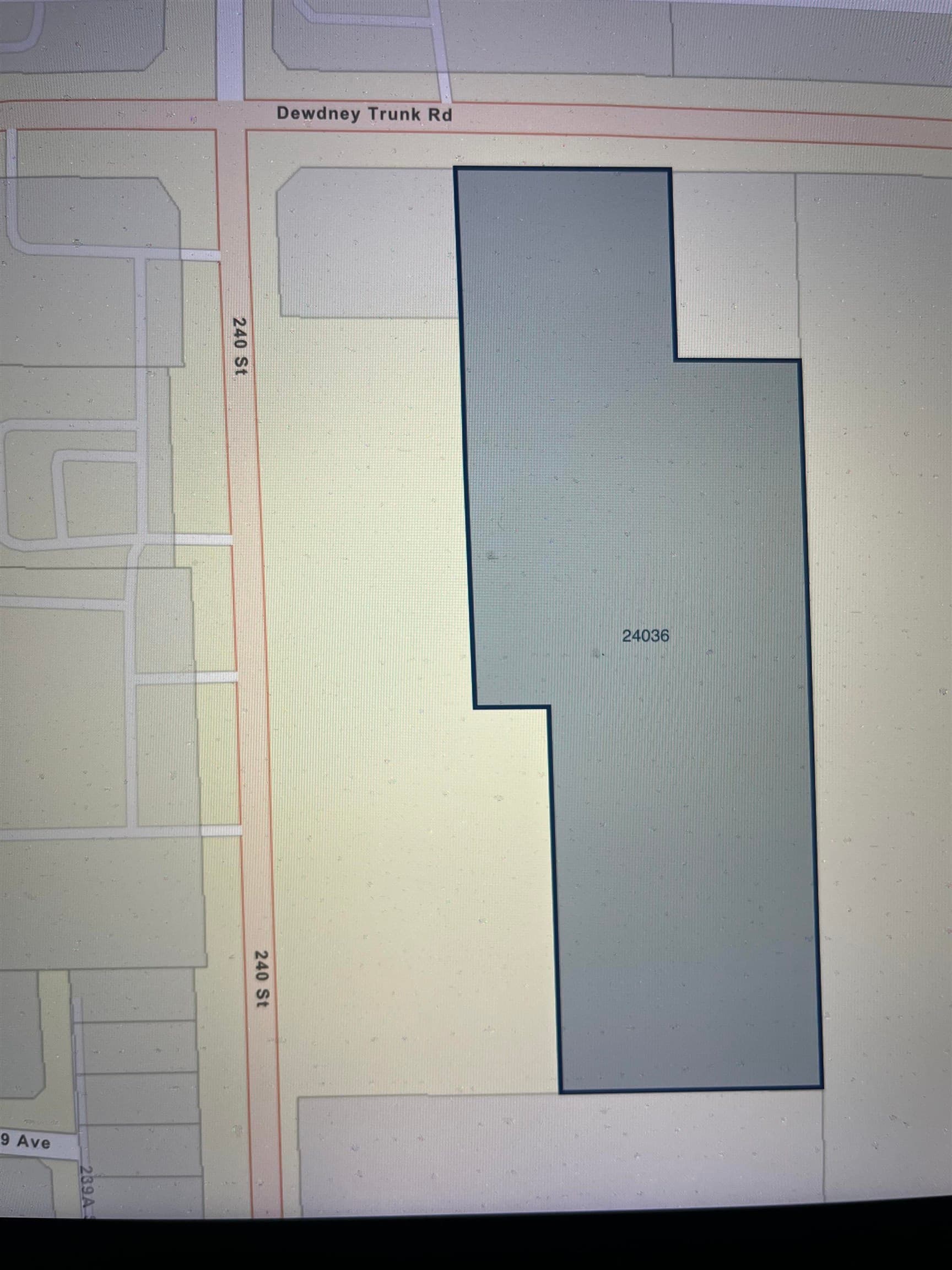 24036 Dewdney Trunk Road, Maple Ridge