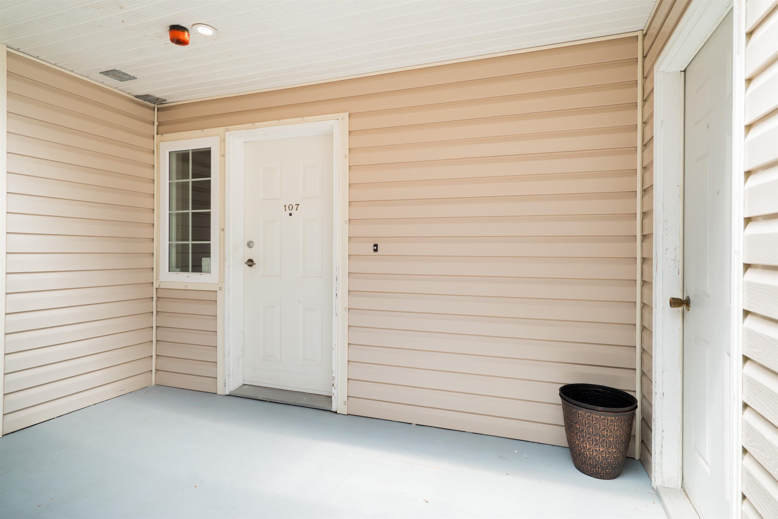 107 - 22515 116 Avenue, Maple Ridge, V2X 9T9 — photo 2