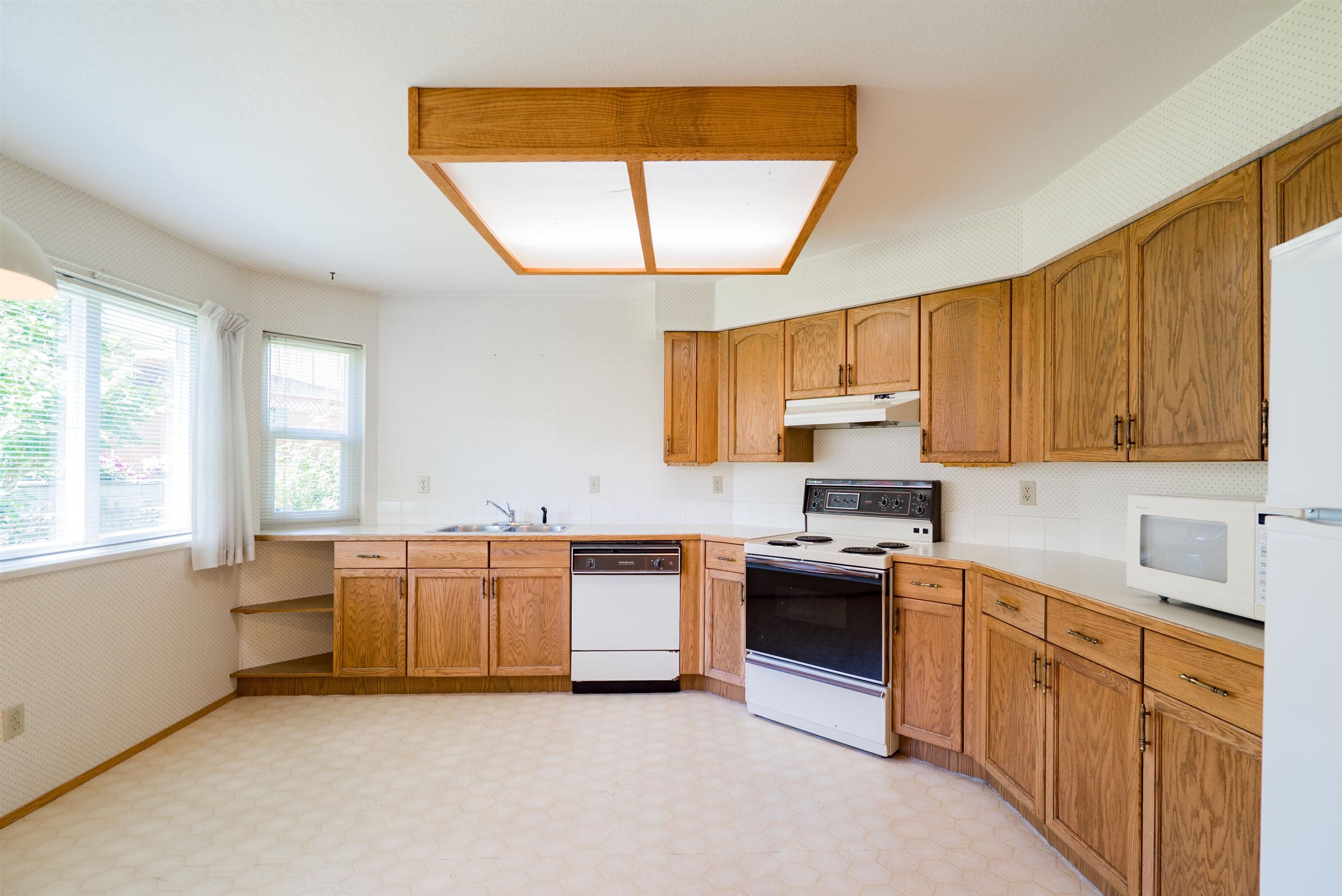 107 - 22515 116 Avenue, Maple Ridge, V2X 9T9 — photo 4