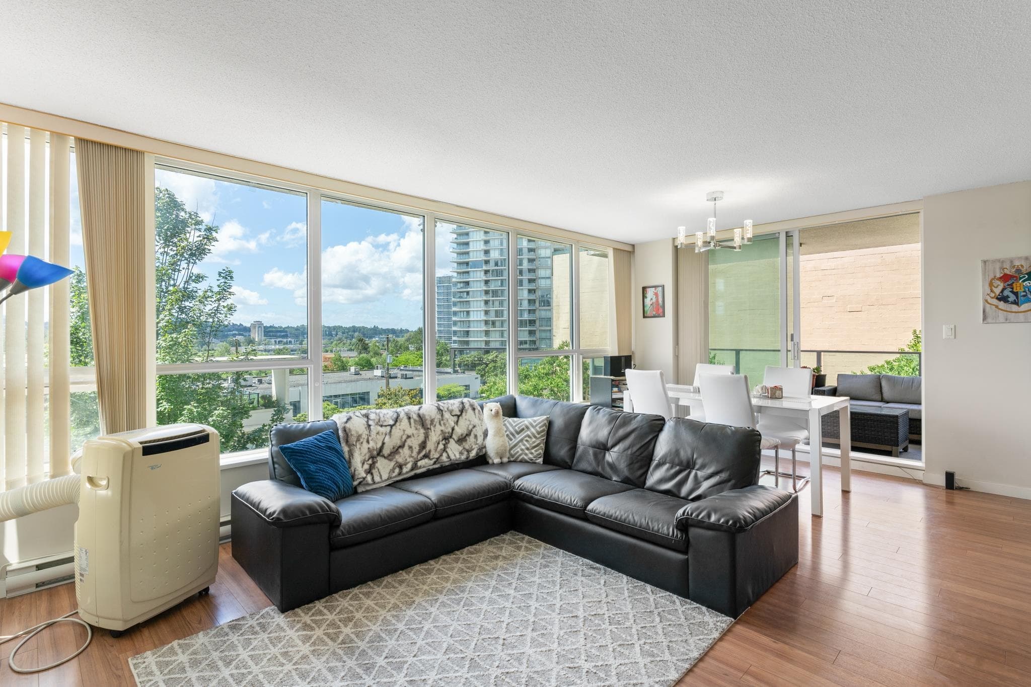 405 - 2200 Douglas Road, Burnaby, V5C 5A7 — photo 4