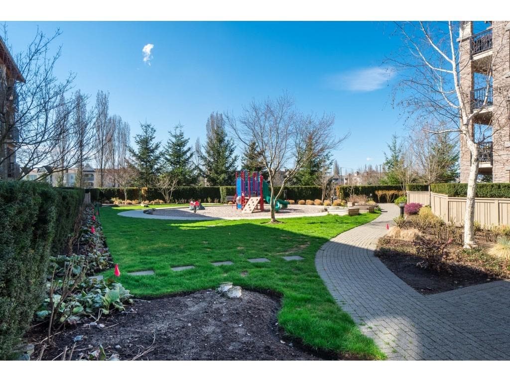 402 - 5655 210a Street, Langley, V3A 0G4 — photo 4