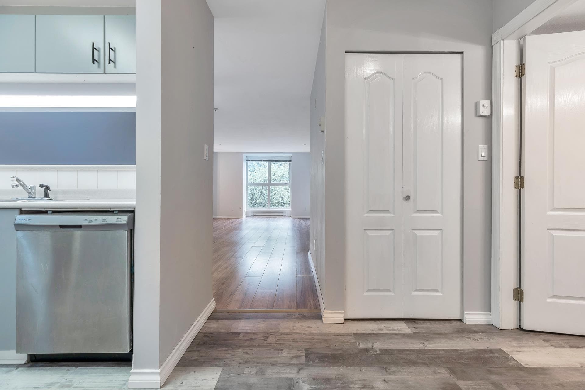 209 - 10128 132 Street, Surrey, V3T 3T5 — photo 3