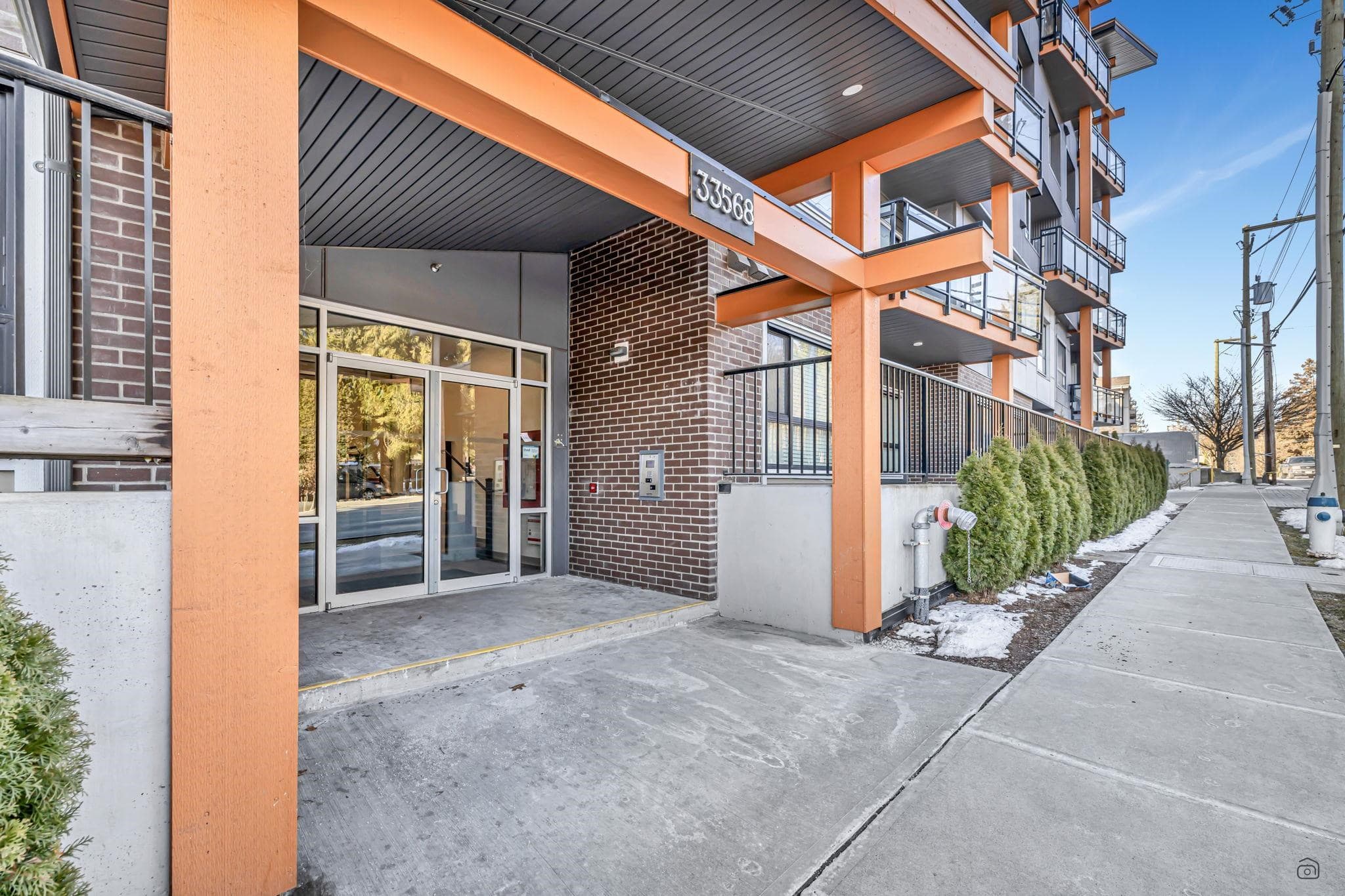 406 - 33568 George Ferguson Way, Abbotsford, V3S 5J9 — photo 1