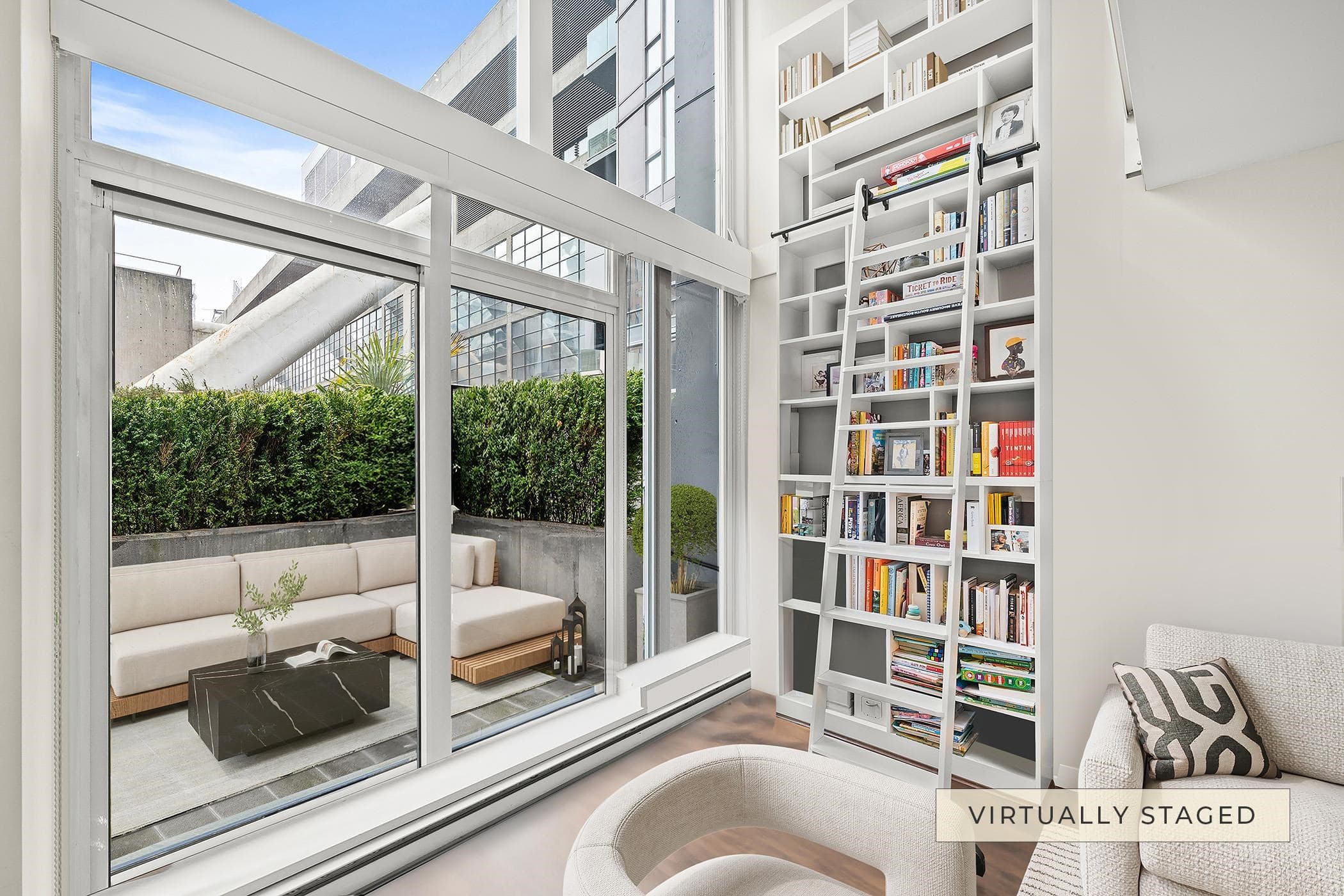 305 - 788 Hamilton Street, Vancouver, V6B 0E9 — photo 3