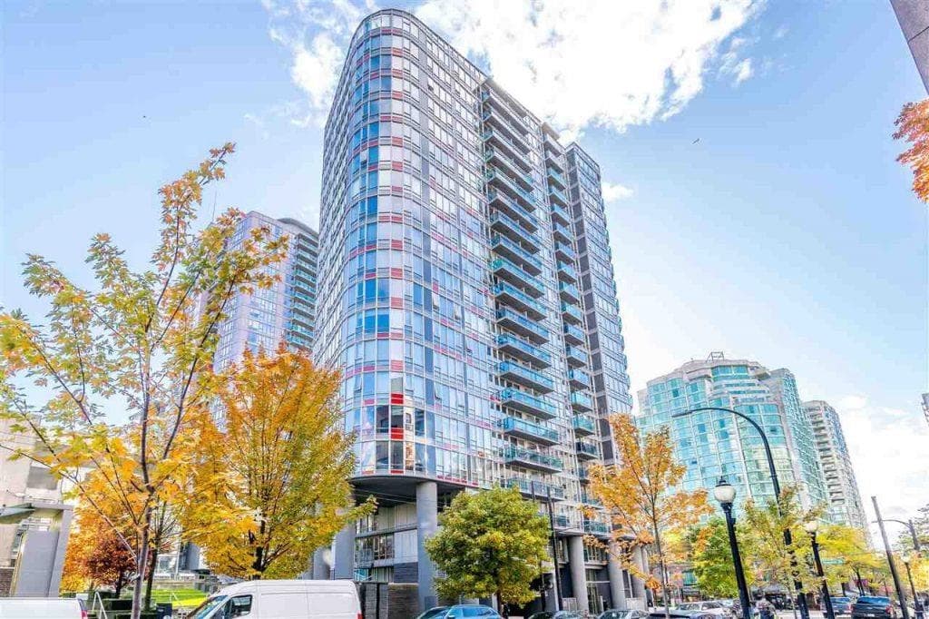 1008 - 788 Hamilton Street, Vancouver, V6B 0E9 — photo 1