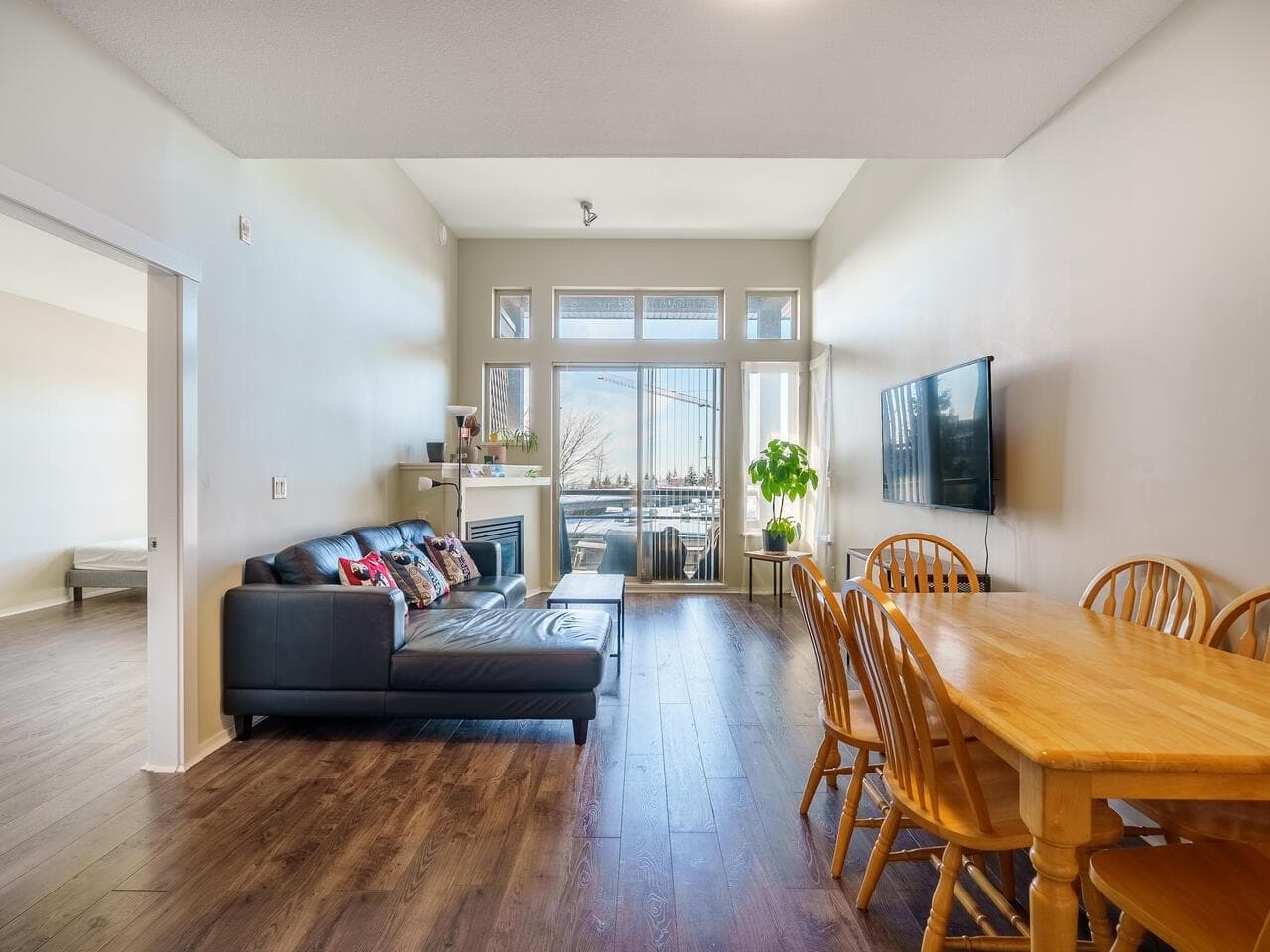 505 - 9319 University Crescent, Burnaby, V5A 4Y5 — photo 4