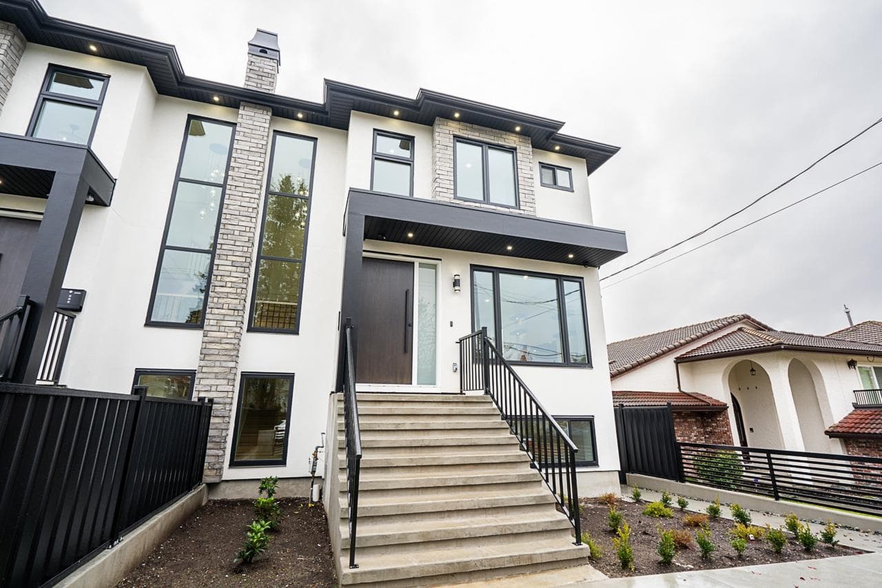 6150 Napier Street, Burnaby, V5B 2C1 — photo 2