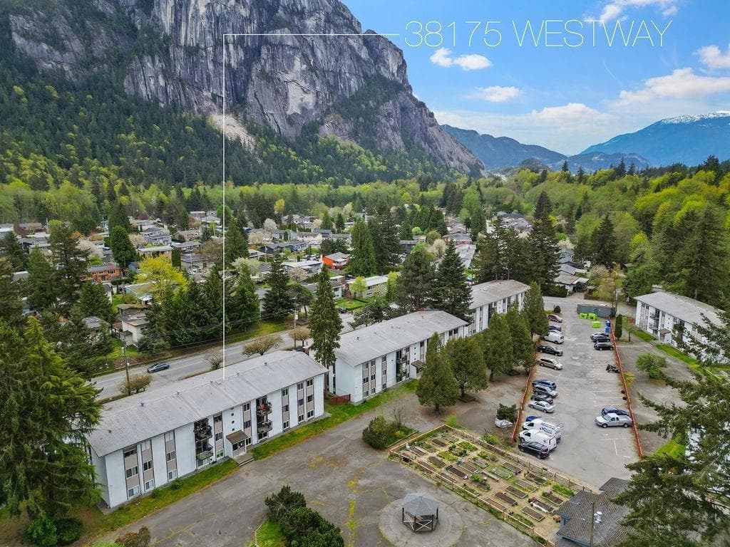 26 - 38175 Westway Avenue, Squamish, V8B 0C2 — photo 3