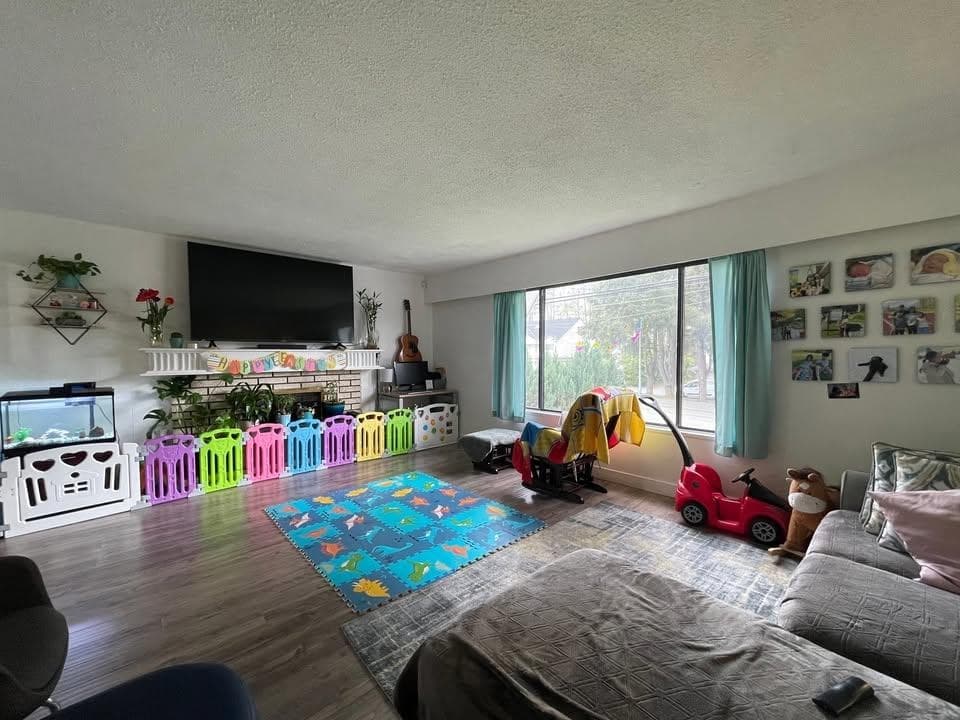 10582 144 Street, Surrey, V3T 4V7 — photo 4