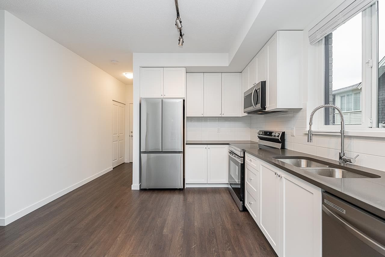 214 - 15738 85 Avenue, Surrey, V4N 6Y1 — photo 2