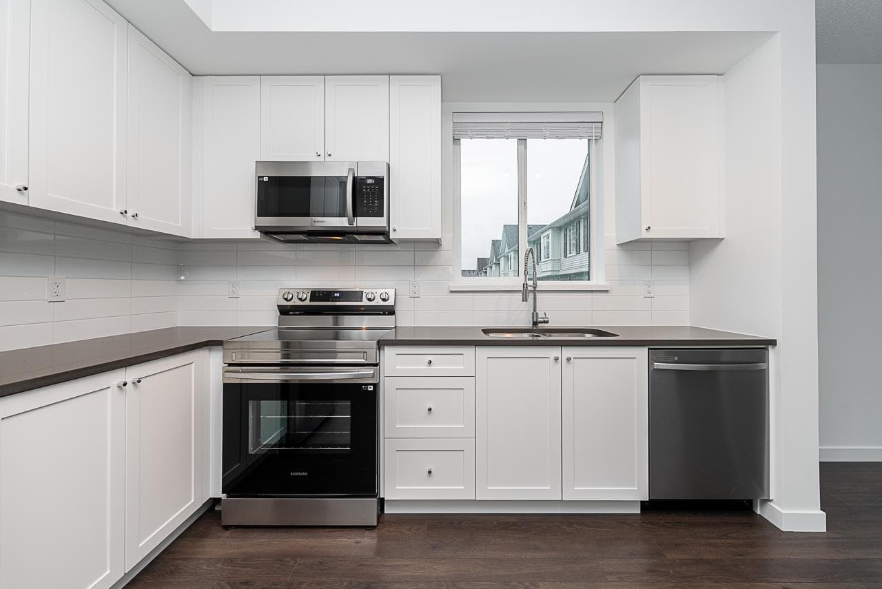 214 - 15738 85 Avenue, Surrey, V4N 6Y1 — photo 5