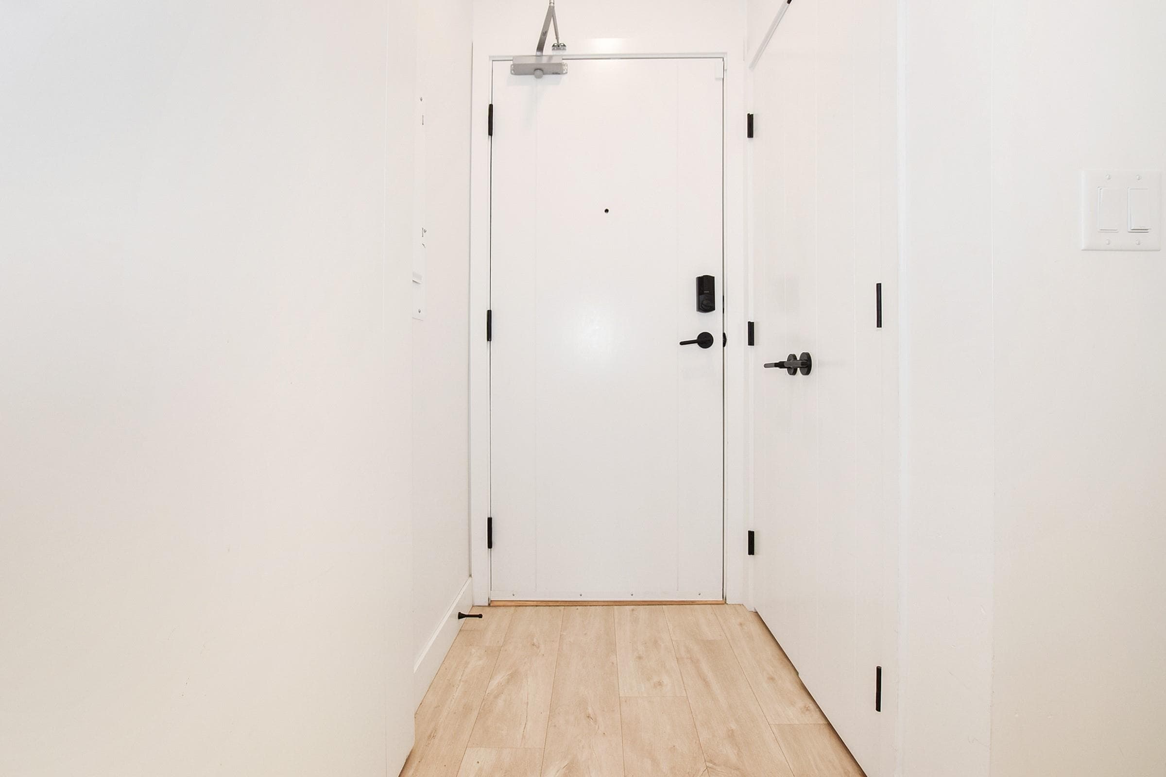 313 - 32838 Landeau Place, Abbotsford, V2S 0M6 — photo 4