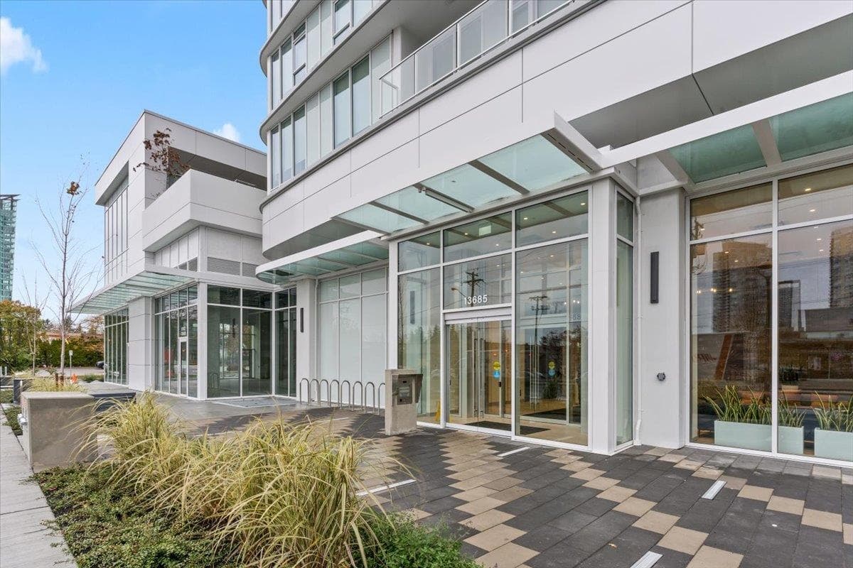 310 - 13685 102 Avenue, Surrey, V3T 0S2 — photo 2