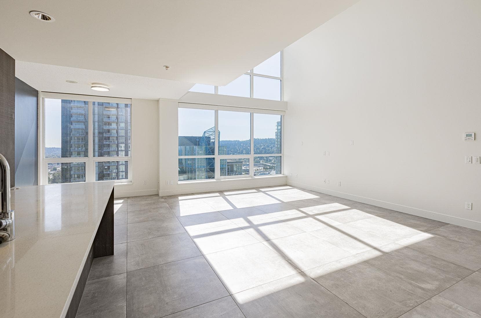 3002 - 3007 Glen Drive, Coquitlam, V3B 0L8 — photo 5