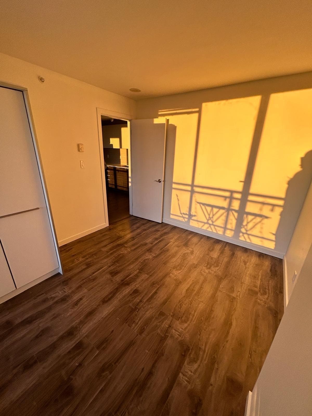 909 - 13303 Central Avenue, Surrey, V3T 0K6 — photo 3