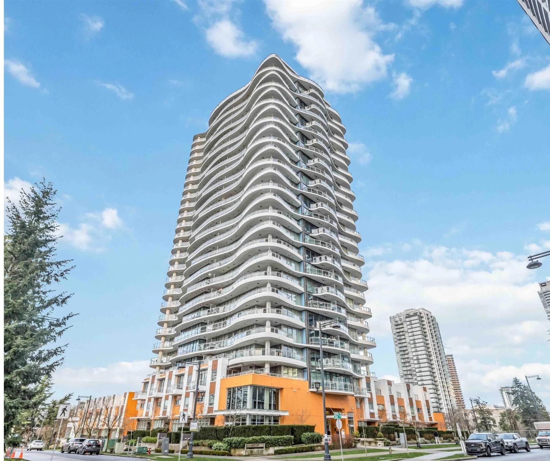 909 - 13303 Central Avenue, Surrey, V3T 0K6 — photo 1