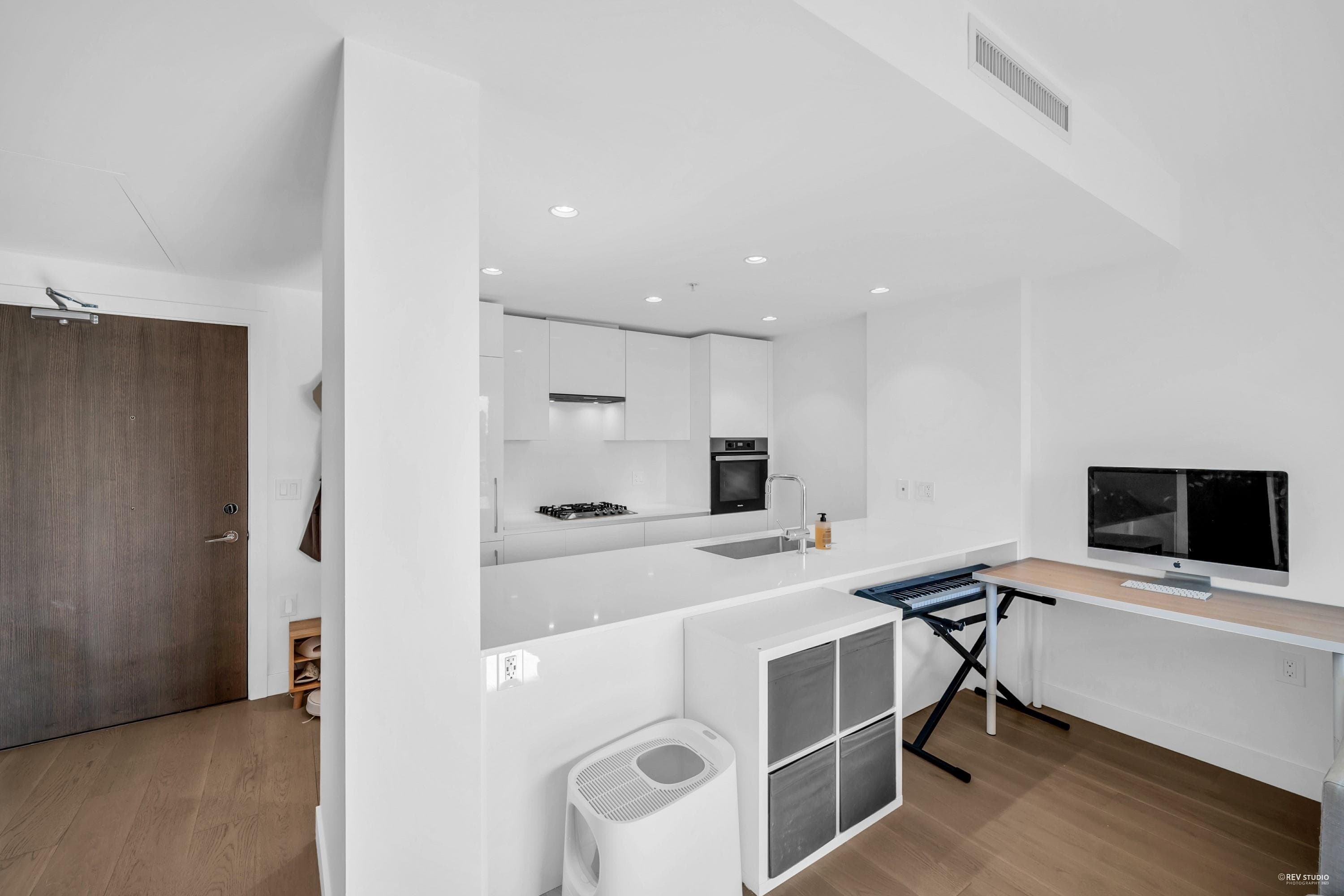 604 - 5766 Gilbert Road, Richmond, V6X 1B7 — photo 4