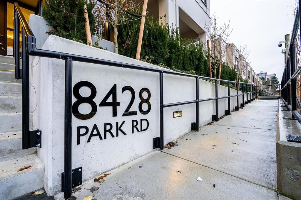 101 - 8428 Park Road, Richmond, V6Y 0K1 — photo 2