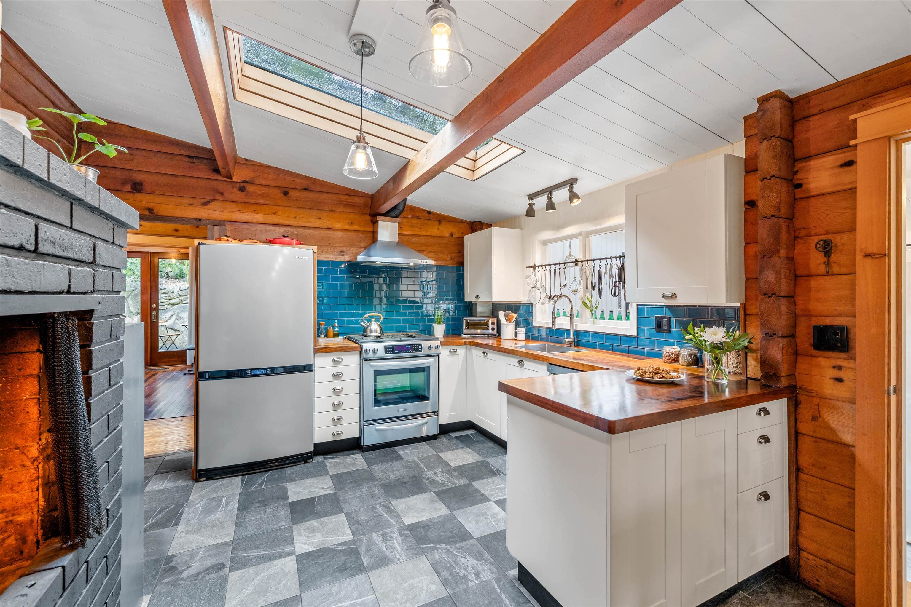5817 Eagle Island, West Vancouver, V7W 1V6 — photo 5