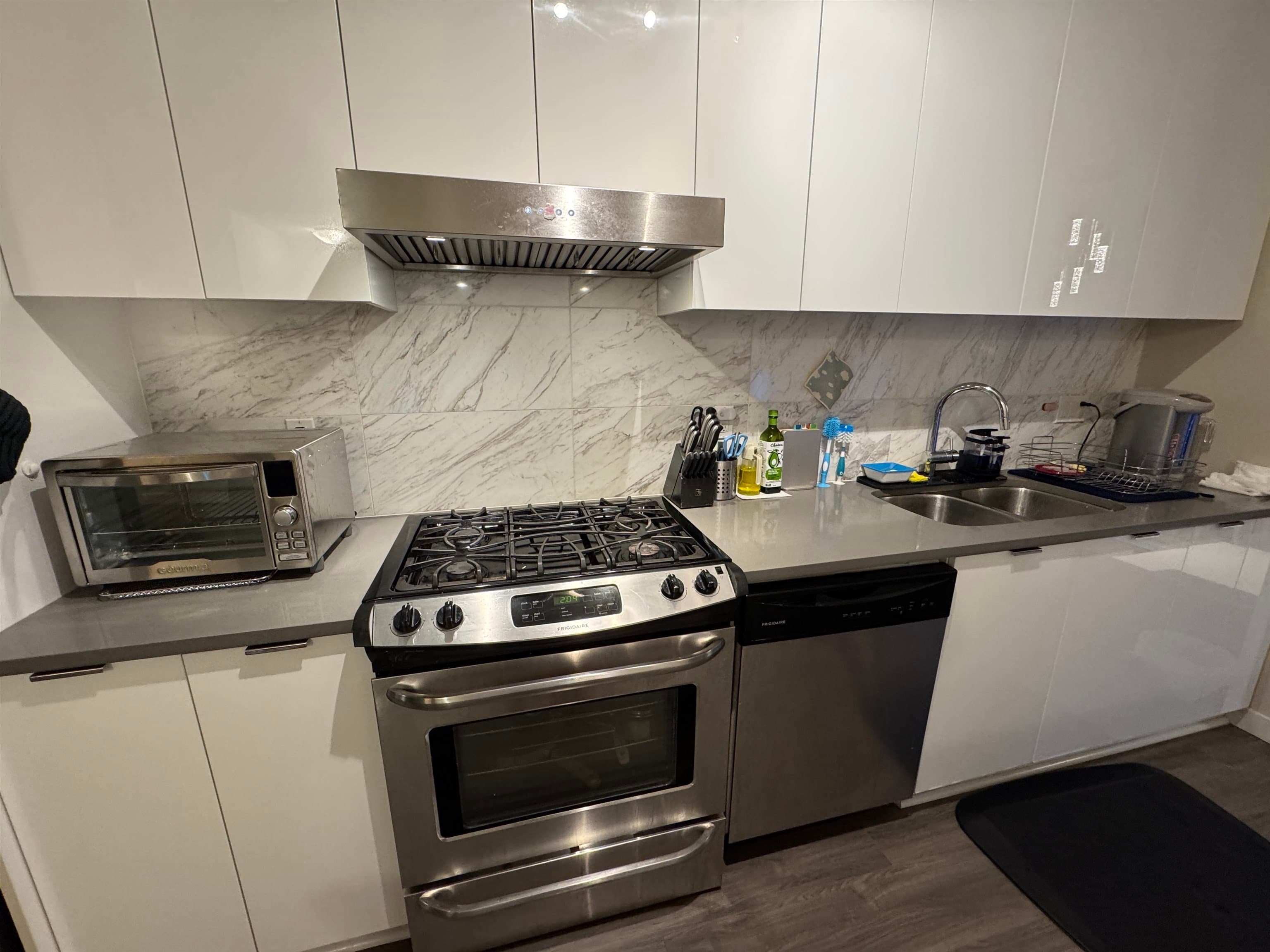 59 - 9728 Alexandra Road, Richmond, V6X 0M4 — photo 2
