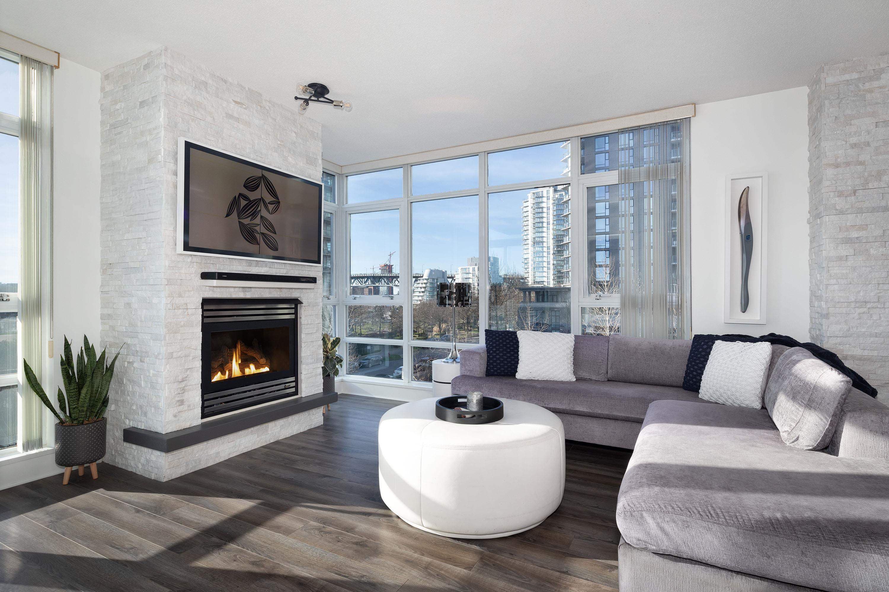 506 - 1483 Homer Street, Vancouver, V6Z 3C7 — photo 1