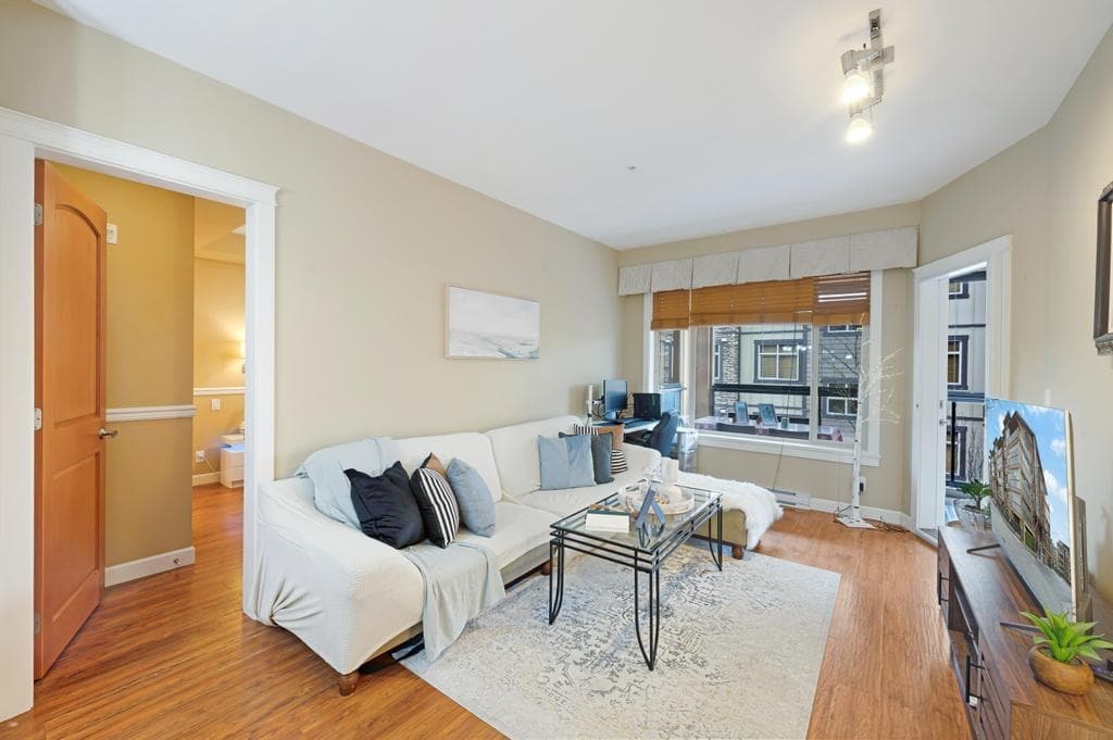 405 - 8258 207a Street, Langley, V2Y 0N3 — photo 2