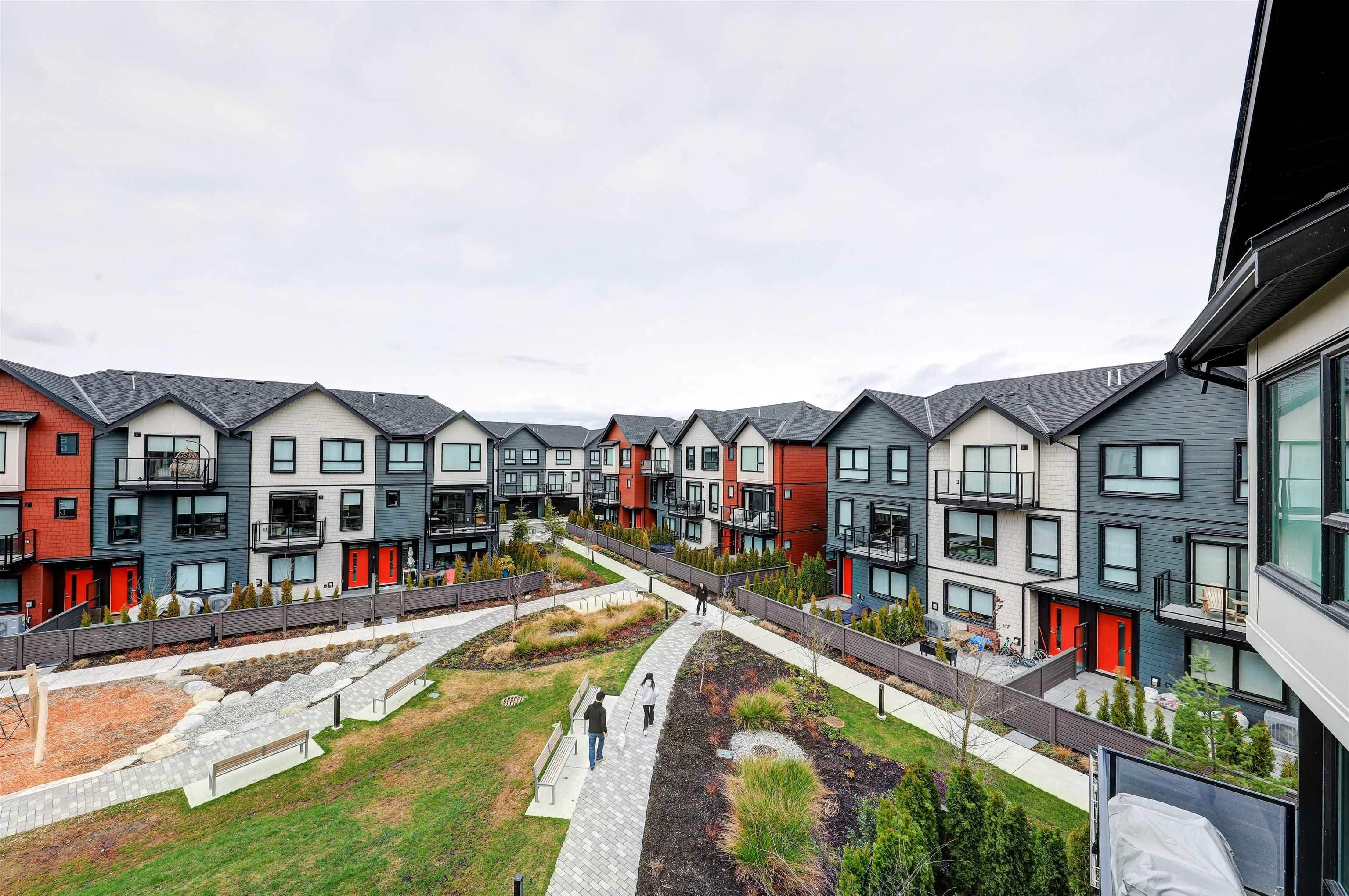 121 - 4738 Hemlock Way, Tsawwassen, V4M 0E3 — photo 1