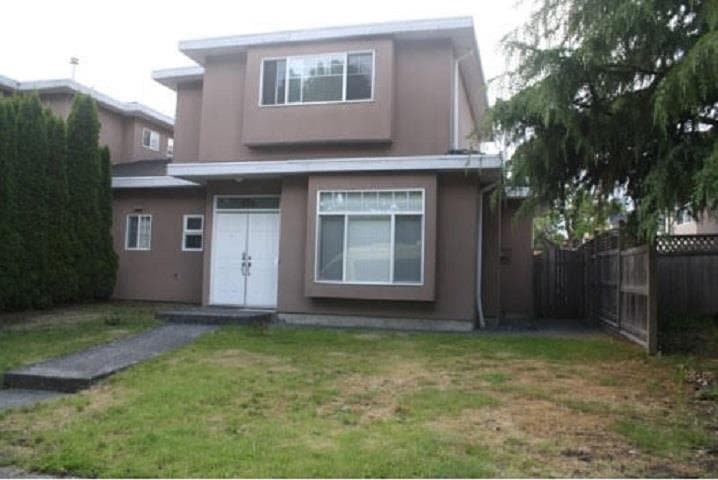 7441 15th Avenue, Burnaby