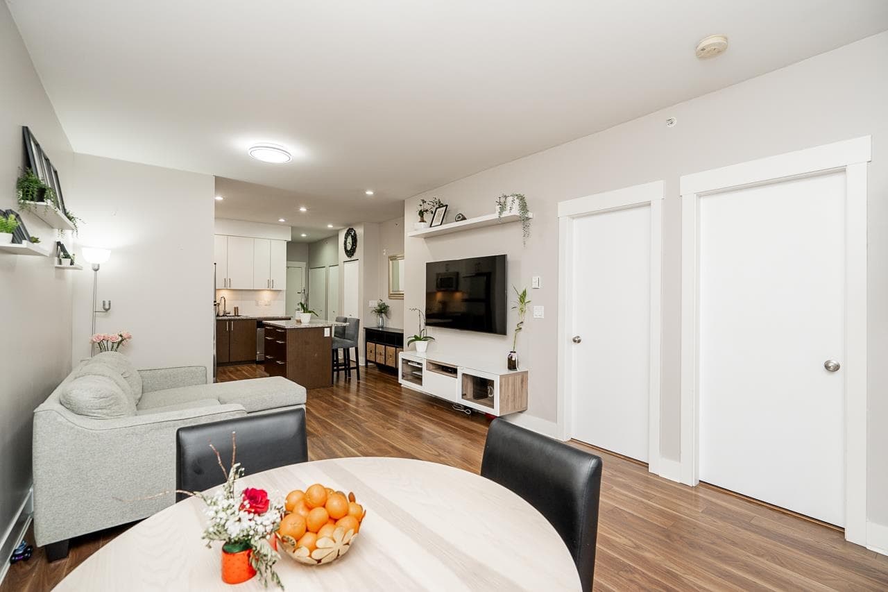 419 - 55 Eighth Avenue, New Westminster, V3L 0E8 — photo 5