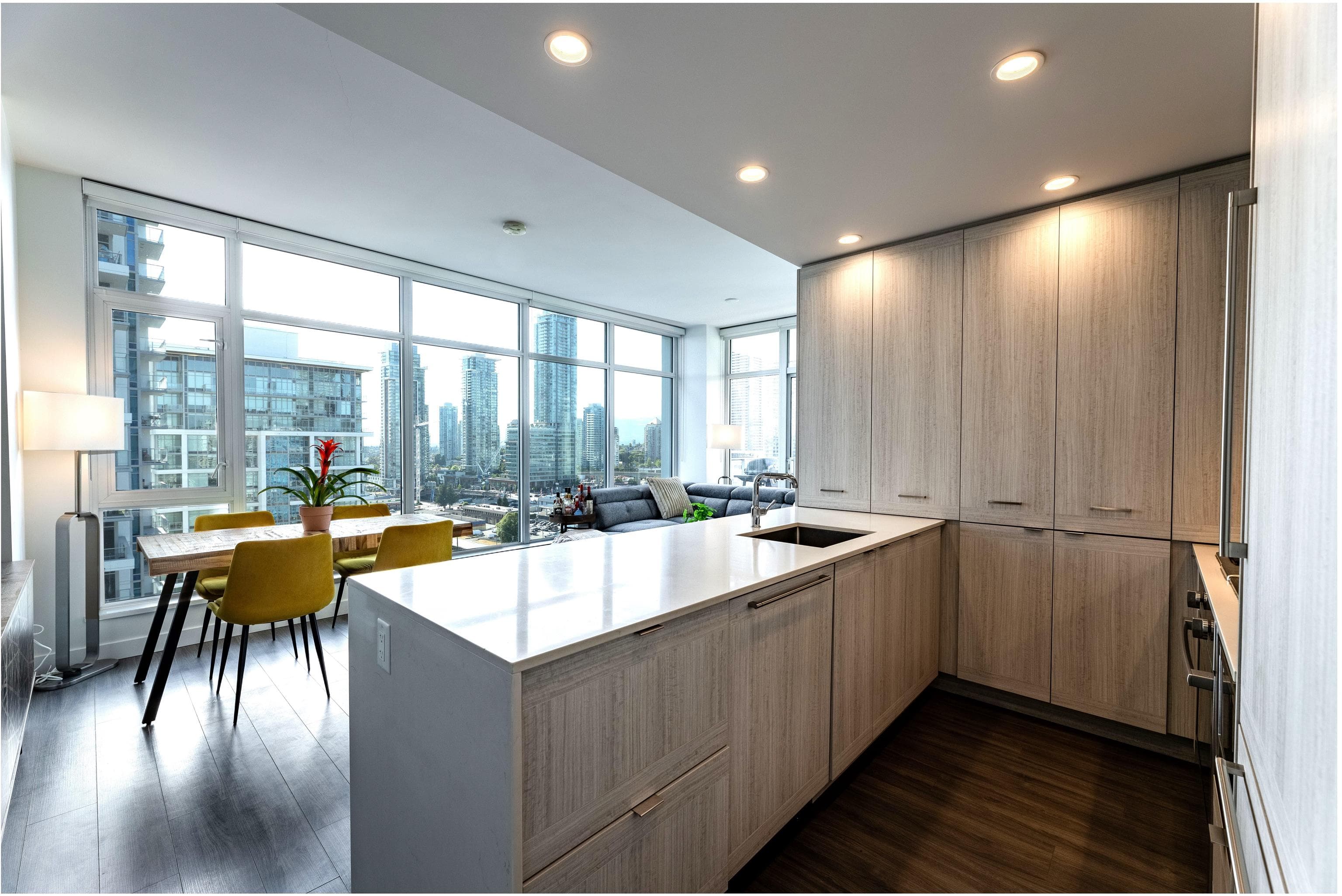 2106 - 2351 Beta Avenue, Burnaby, V5C 0M2 — photo 3