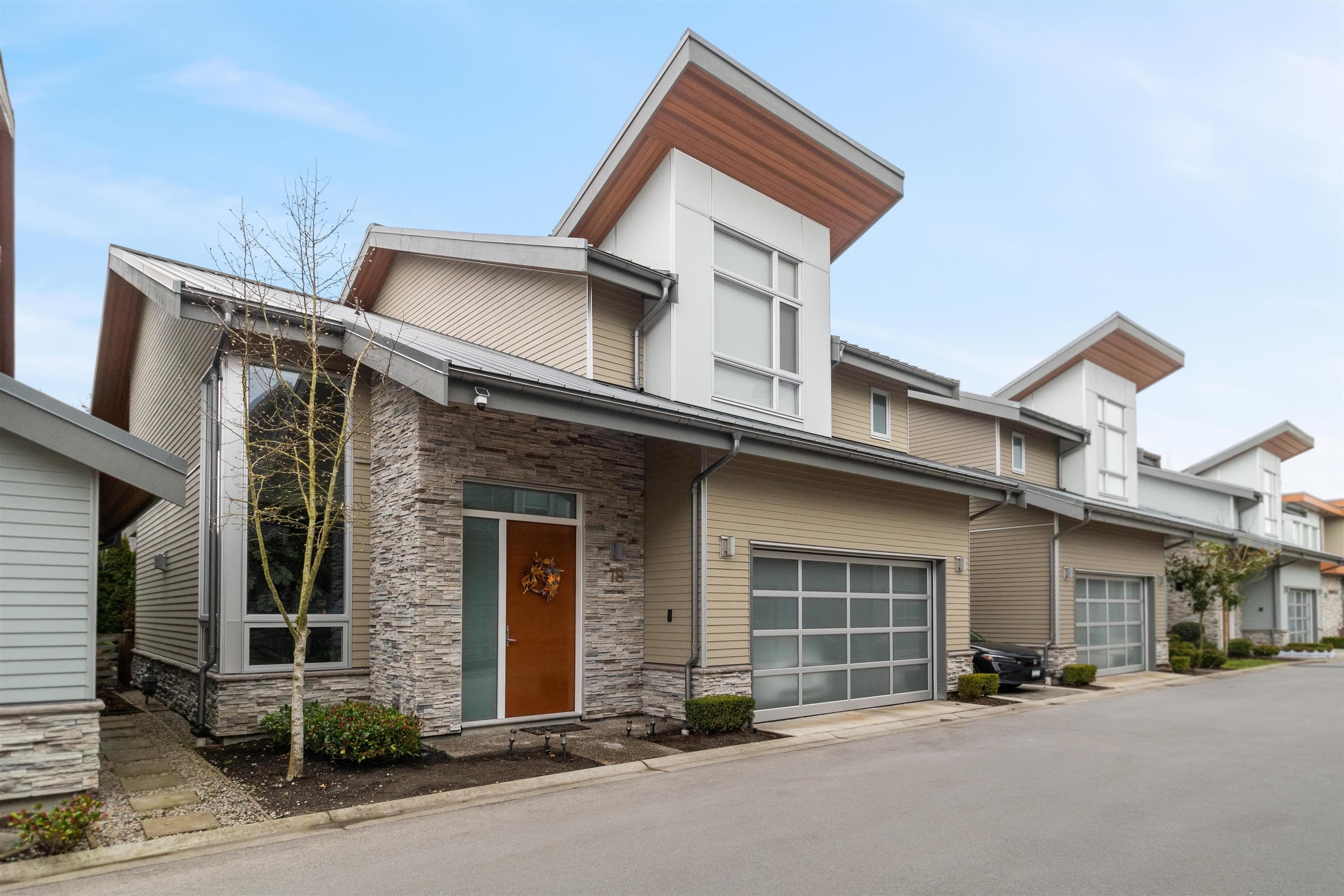 18 - 9055 Dayton Avenue, Richmond