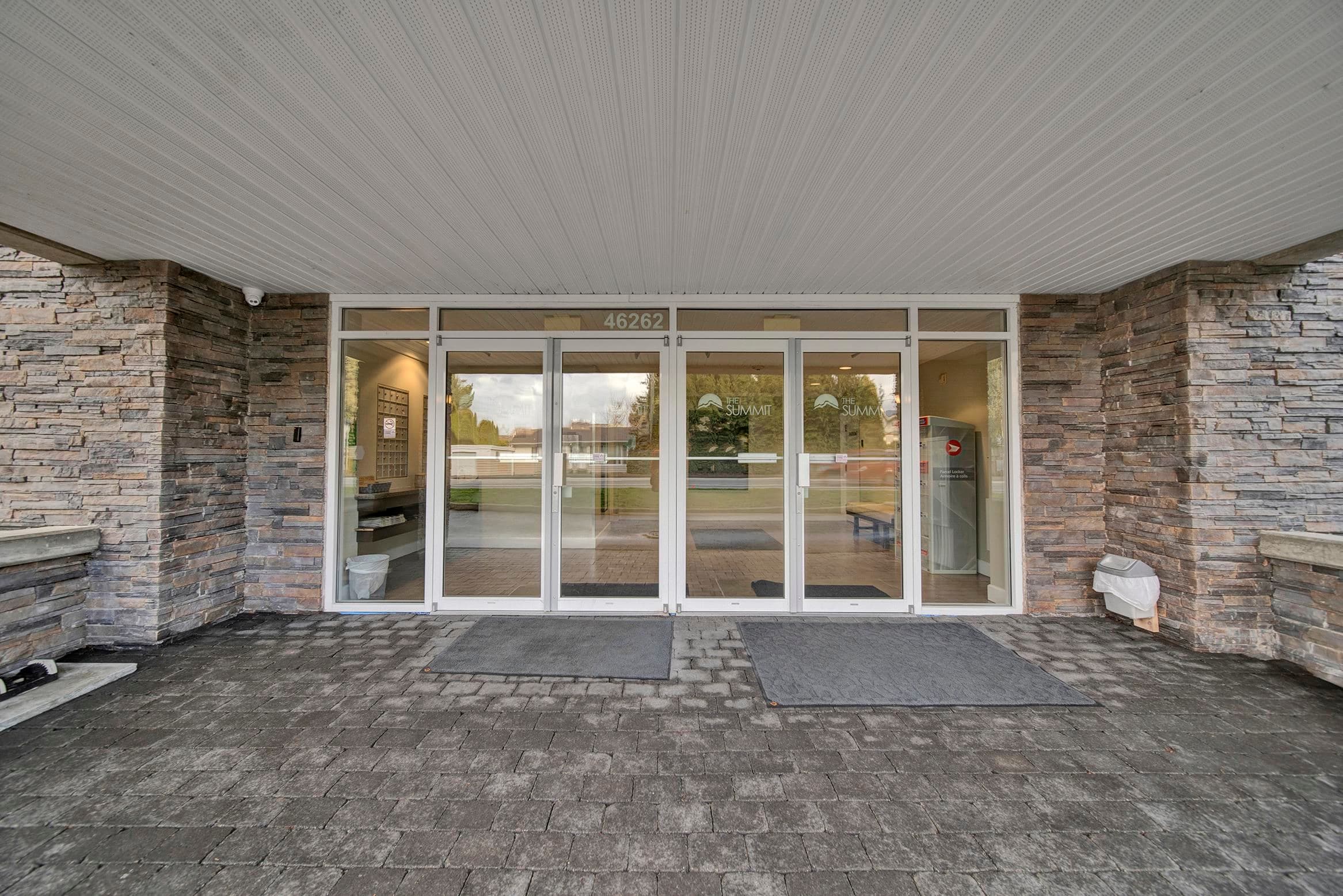 305 - 46262 First Avenue, Chilliwack, V2P 0C3 — photo 2