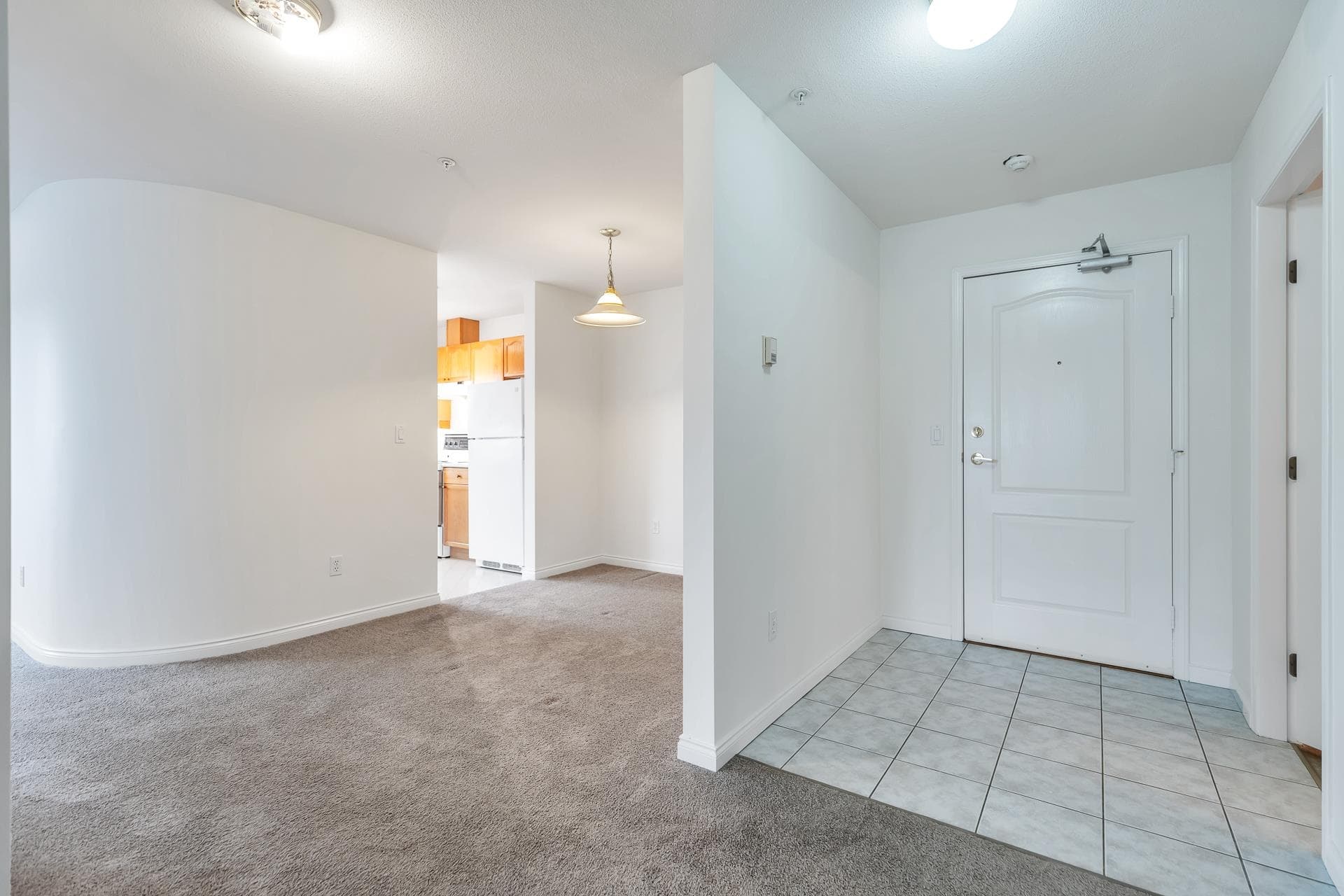 210 - 9260 No.2 Road, Richmond, V7E 2C8 — photo 2