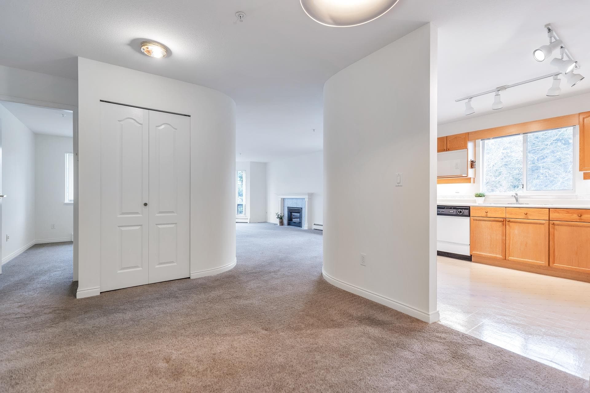210 - 9260 No.2 Road, Richmond, V7E 2C8 — photo 5