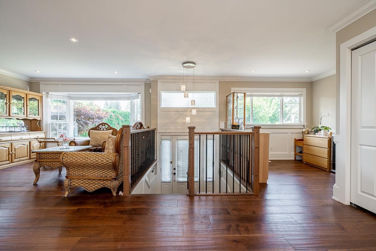 15125 Canary Drive, Surrey, V3R 4V4 — photo 3
