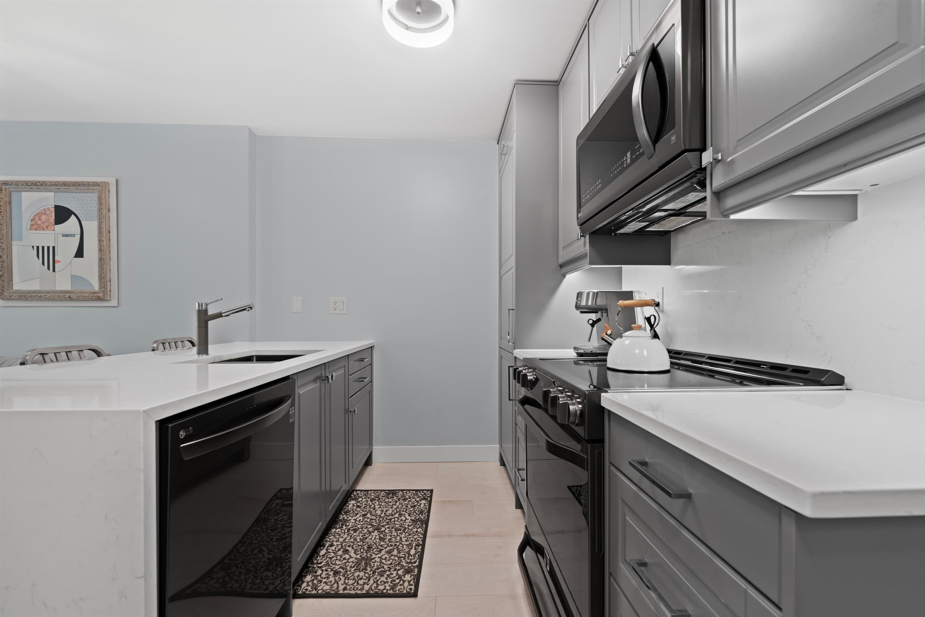 410 - 909 Mainland Street, Vancouver, V6B 1S3 — photo 3