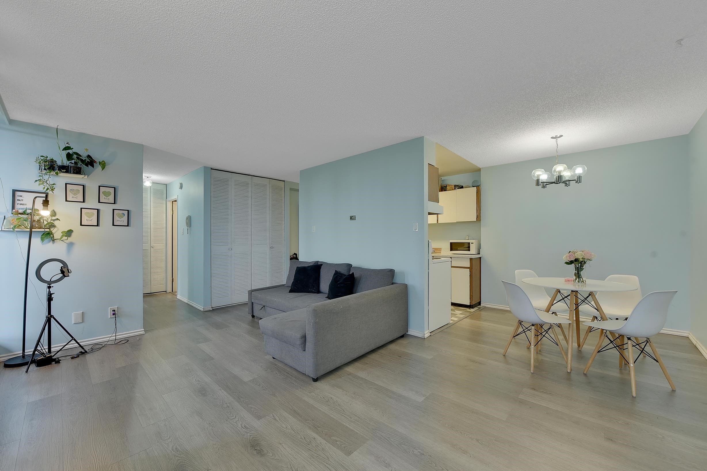 605 - 6759 Willingdon Avenue, Burnaby, V5H 3Y9 — photo 2