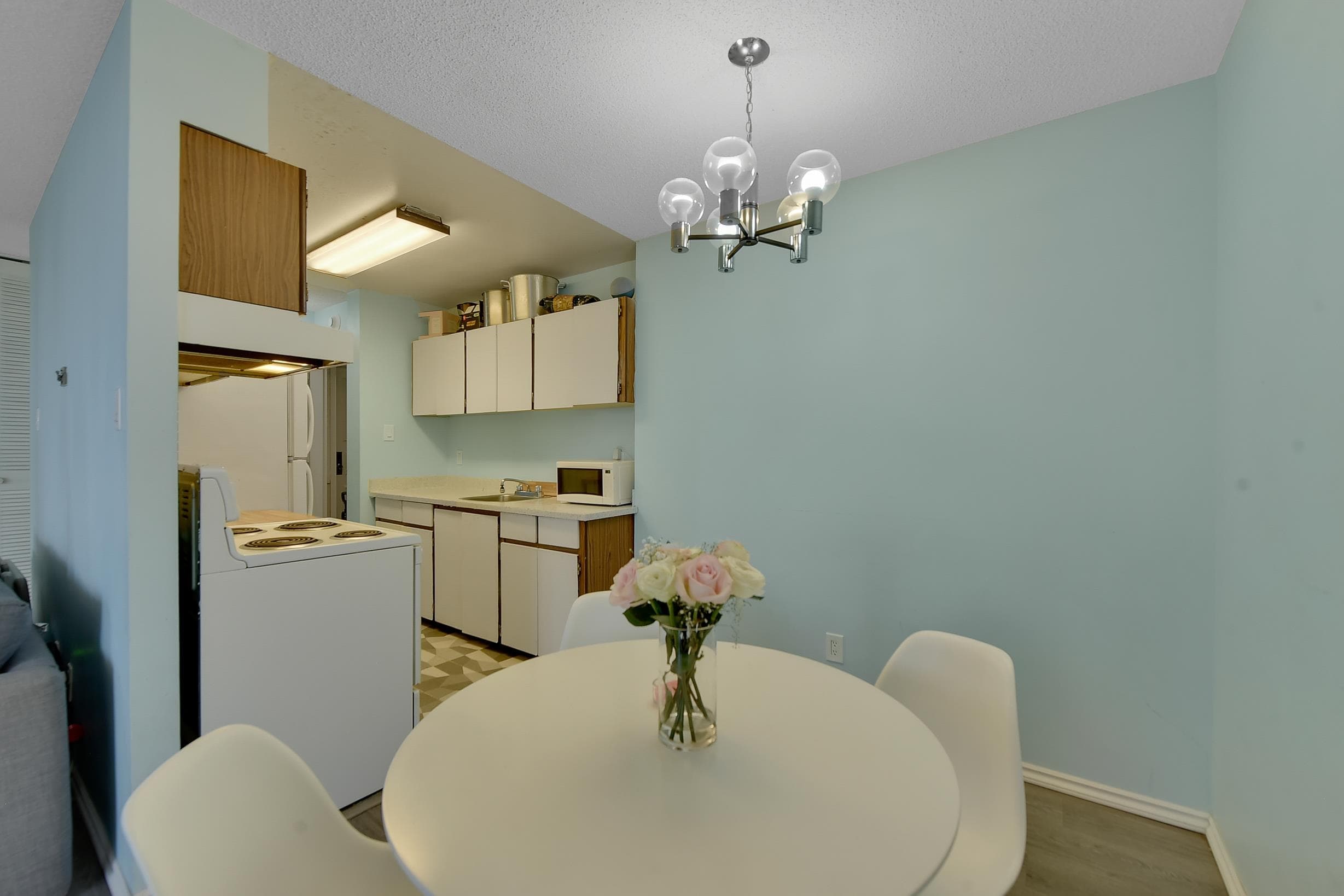 605 - 6759 Willingdon Avenue, Burnaby, V5H 3Y9 — photo 4