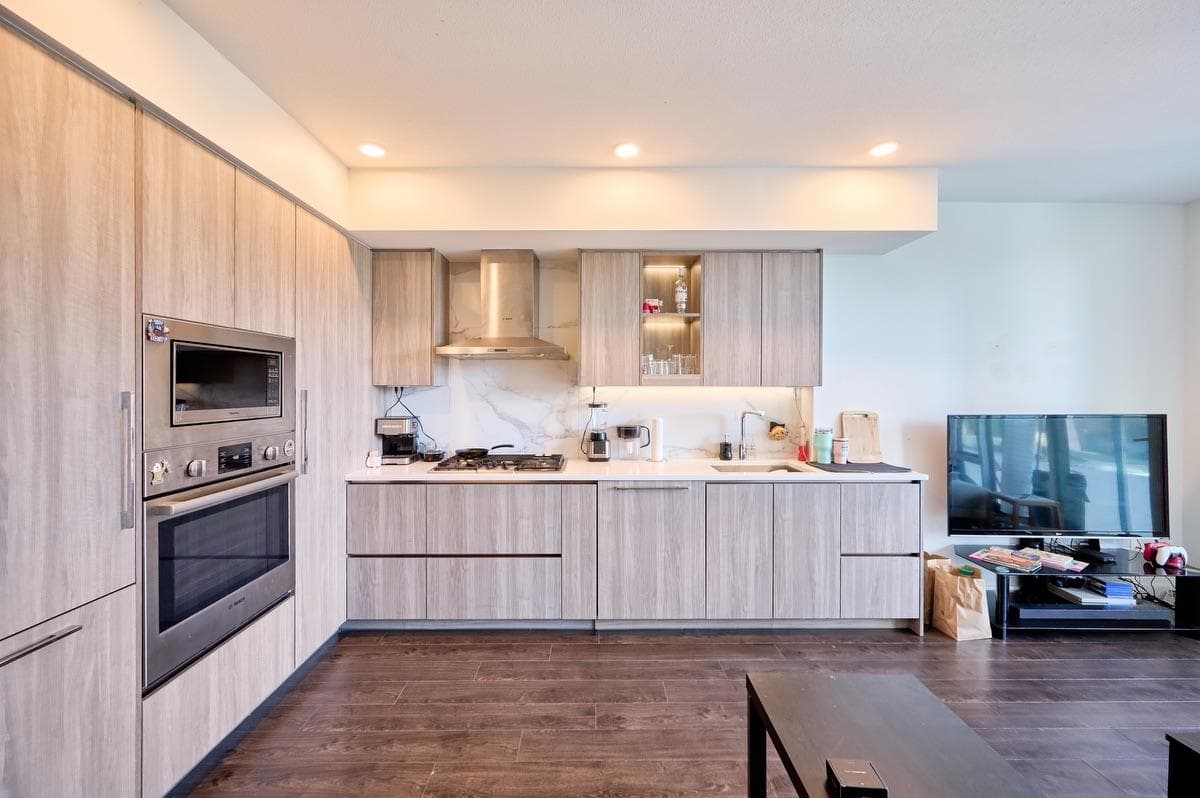 308 - 9887 Whalley Boulevard, Surrey, V3T 0P4 — photo 4