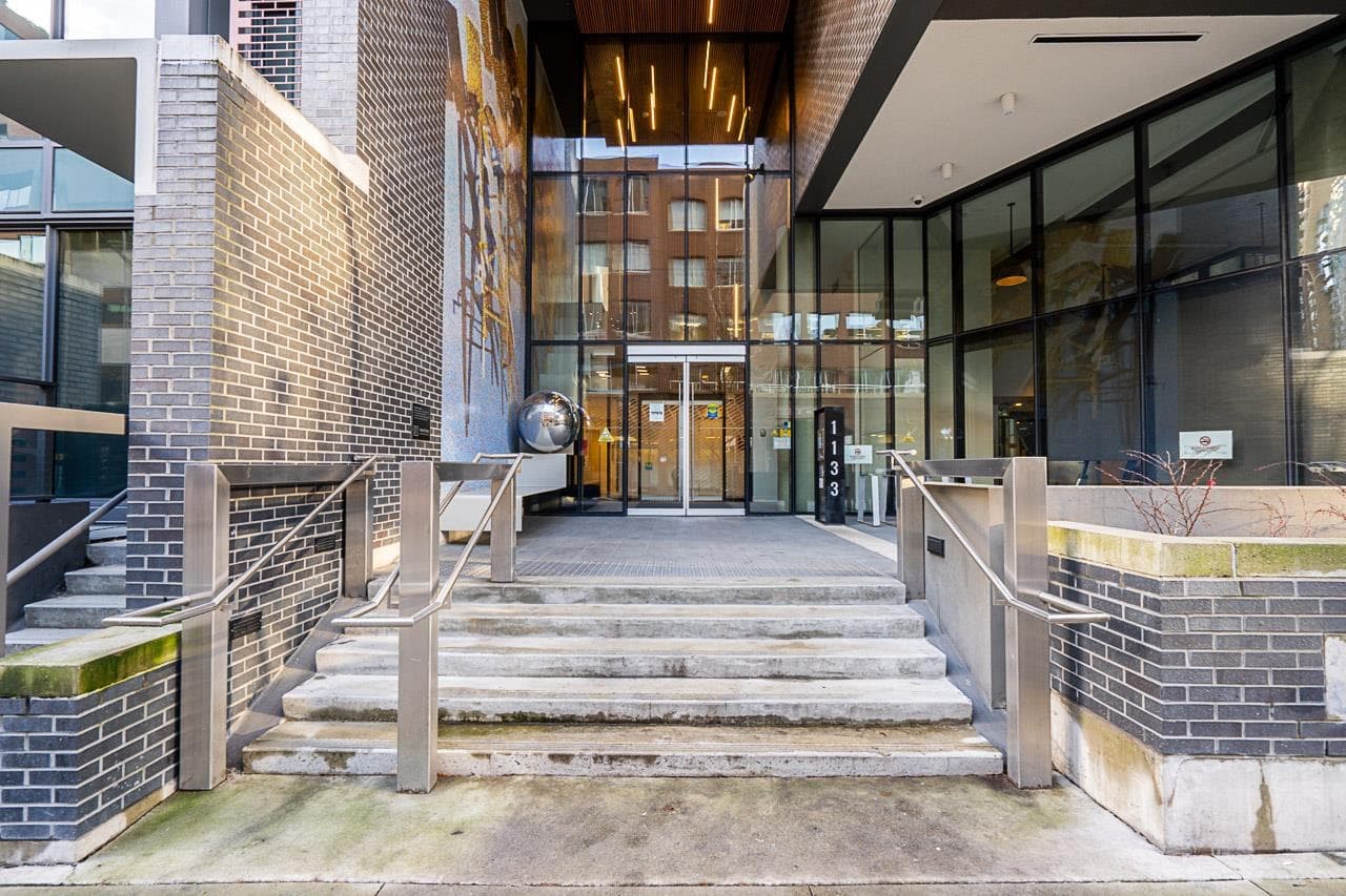 606 - 1133 Hornby Street, Vancouver, V6Z 1W1 — photo 3