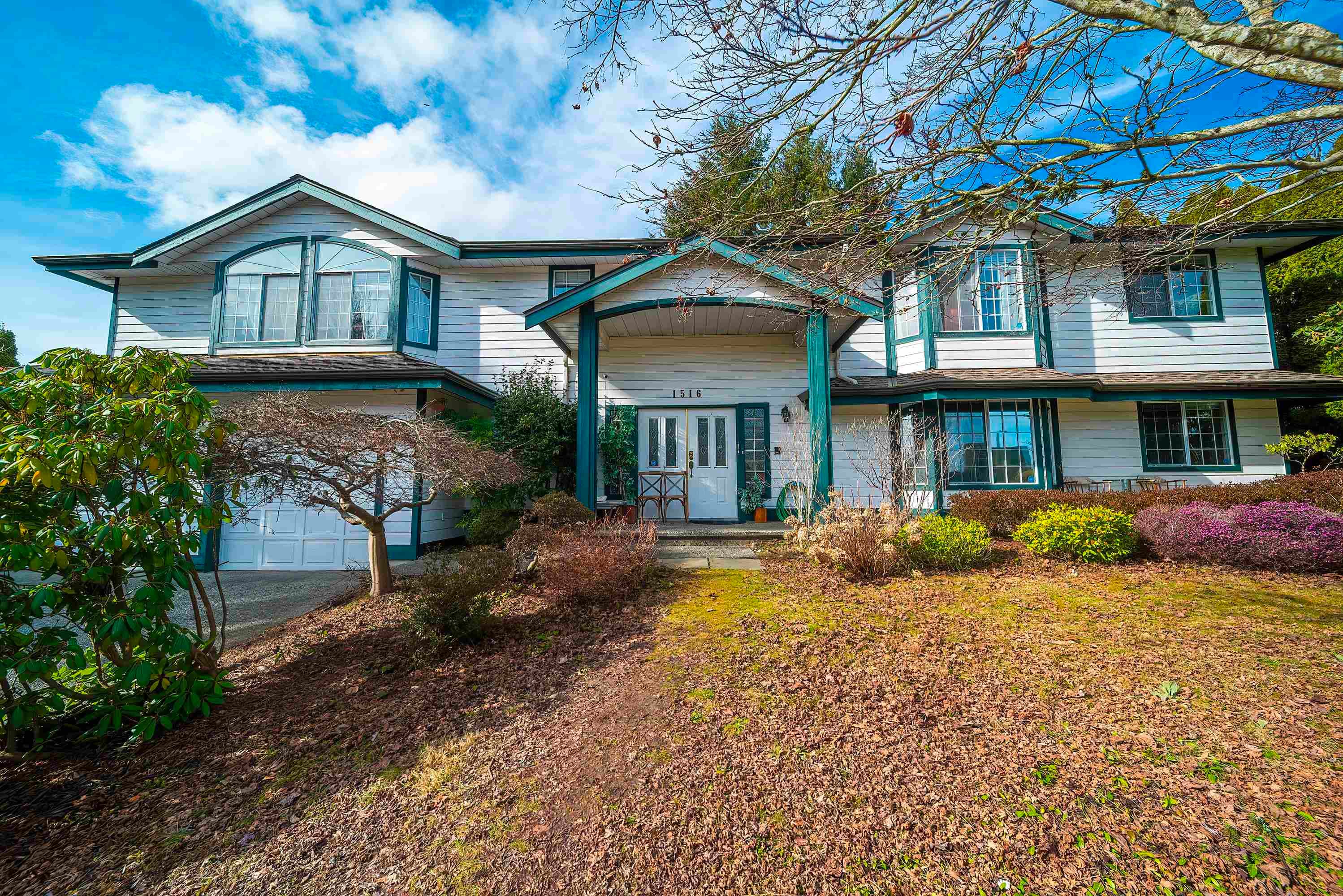 1516 Parkway Boulevard, Coquitlam, V3E 2V7 — photo 2