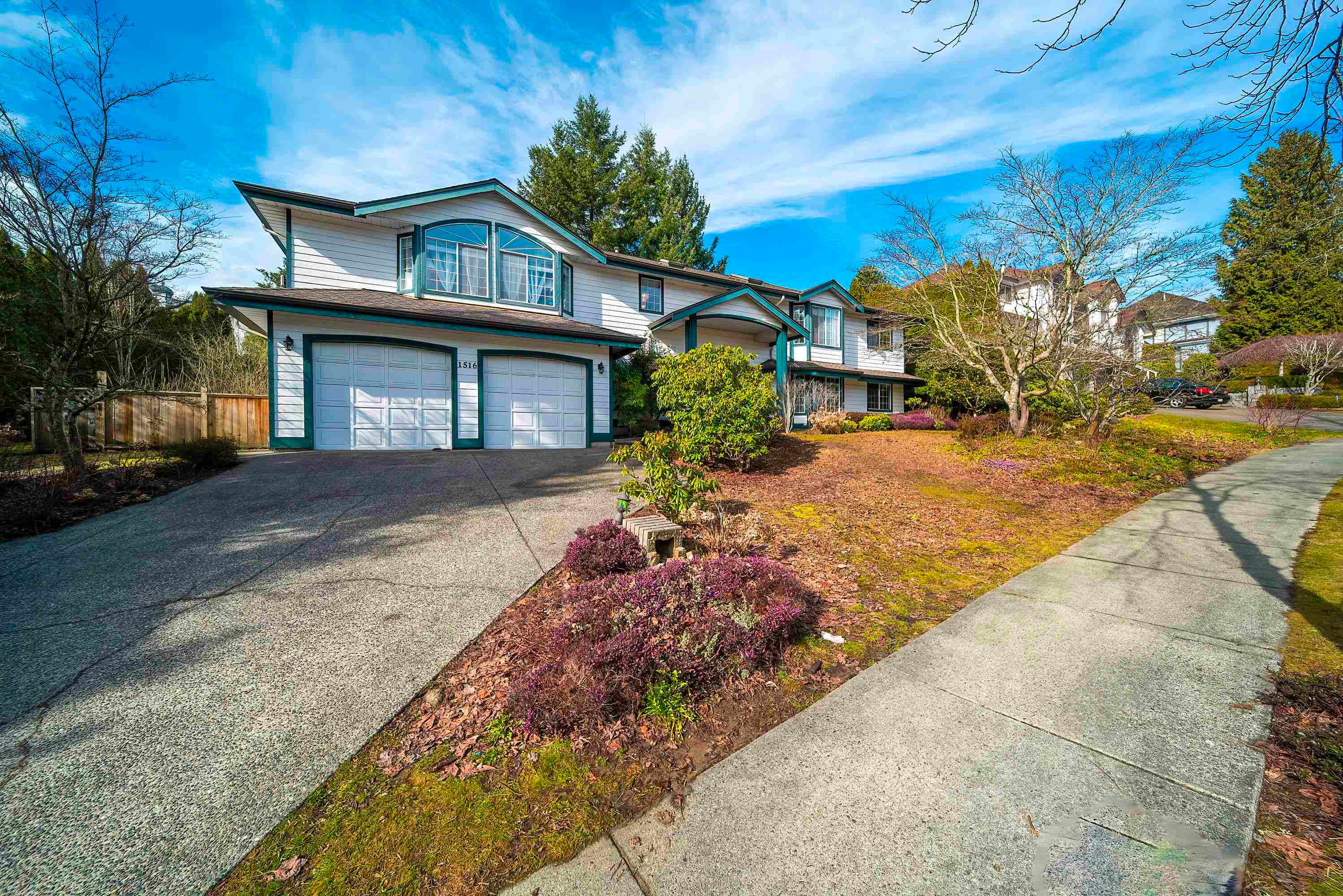 1516 Parkway Boulevard, Coquitlam