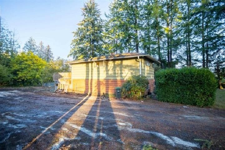 13357 62 Avenue, Surrey, V3X 2H9 — photo 3