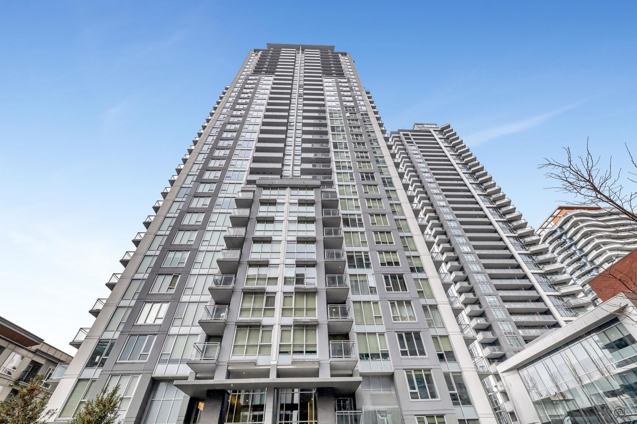 2607 - 13325 102a Avenue, Surrey, V2T 0J5 — photo 1